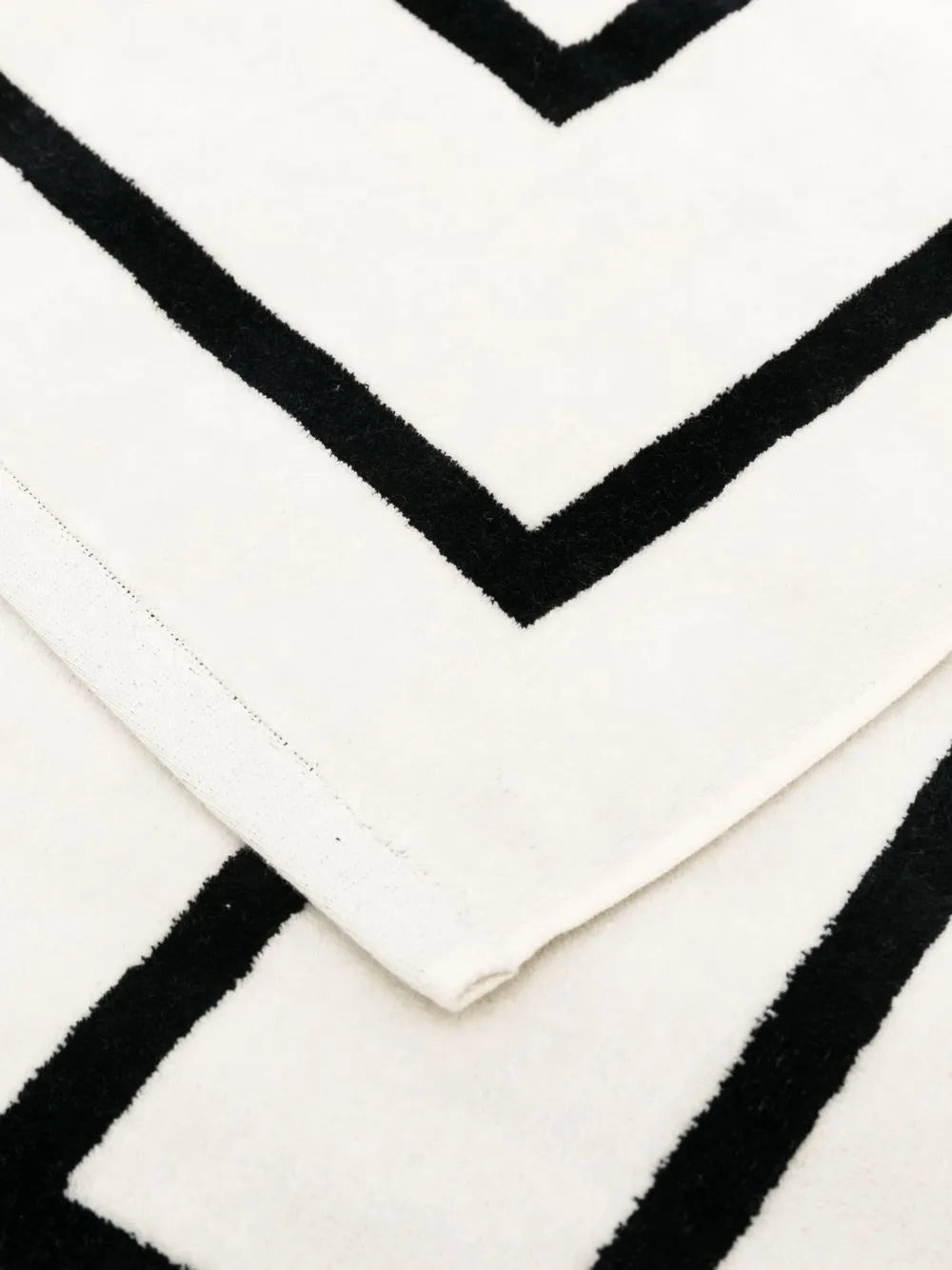 Toteme Women Beach Towel With Jacquard Logo - 3