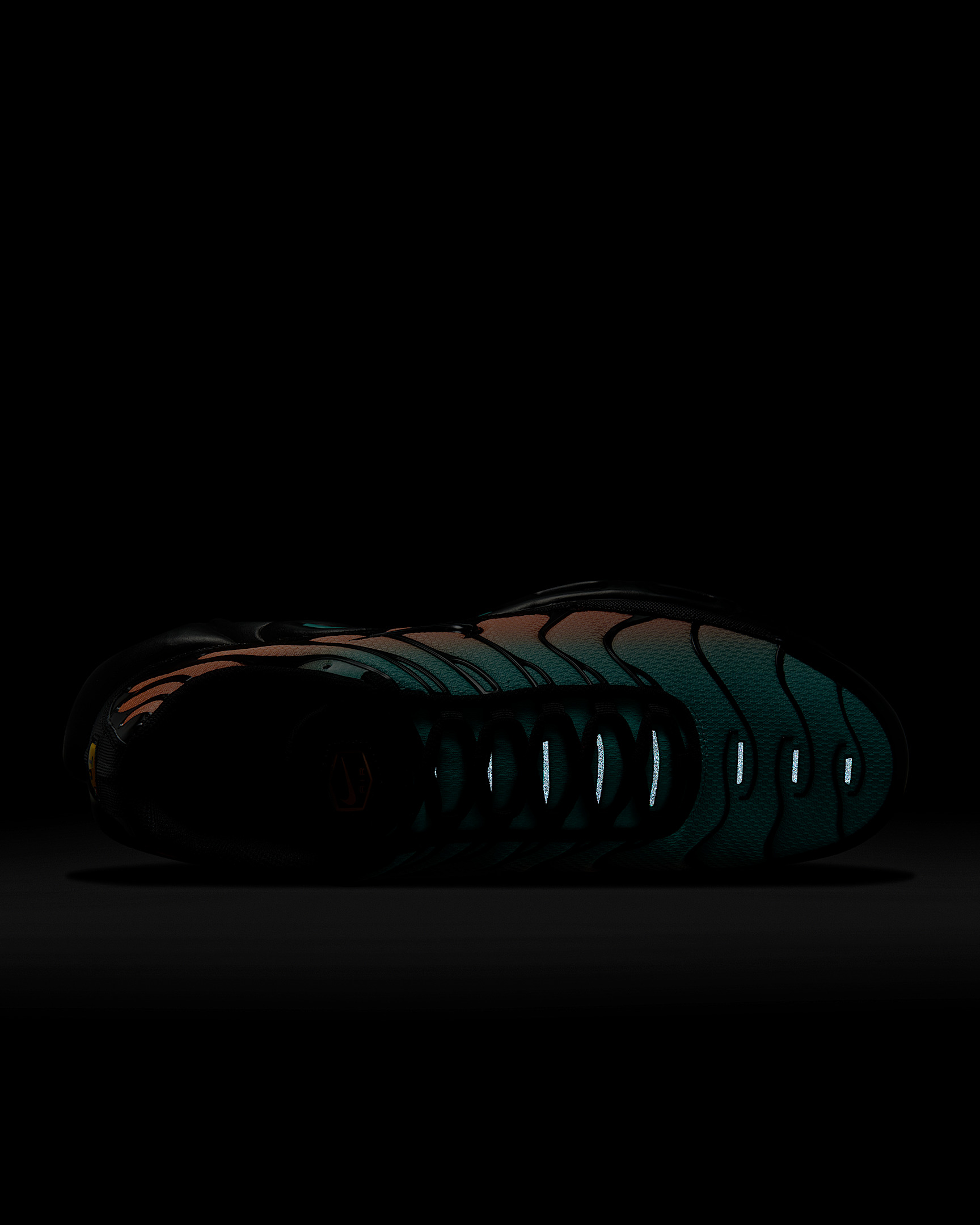 Nike Air Max Plus Men's Shoes - 9