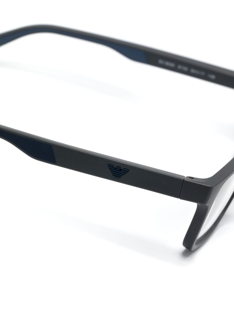 logo-plaque rectangle-frame glasses 3