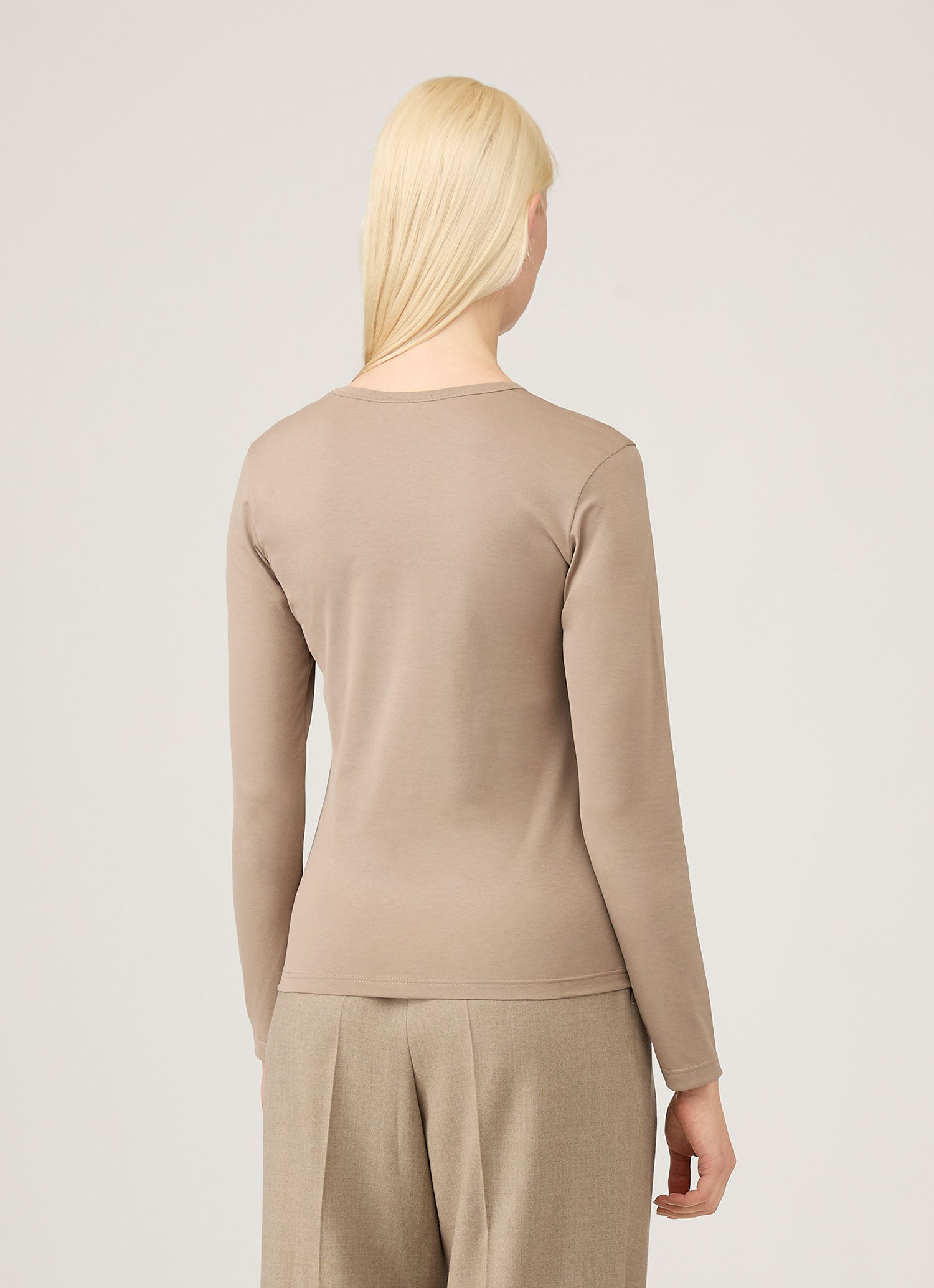 Long Sleeve Classic T‑shirt - 3