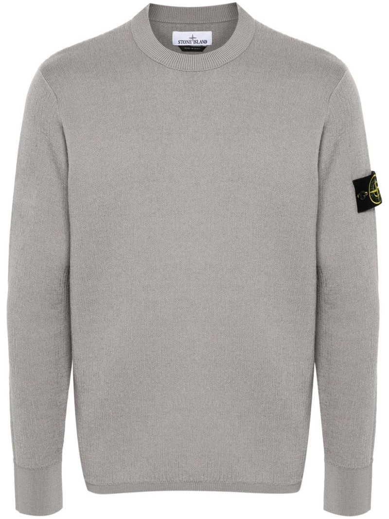 Compass-badge sweater 1