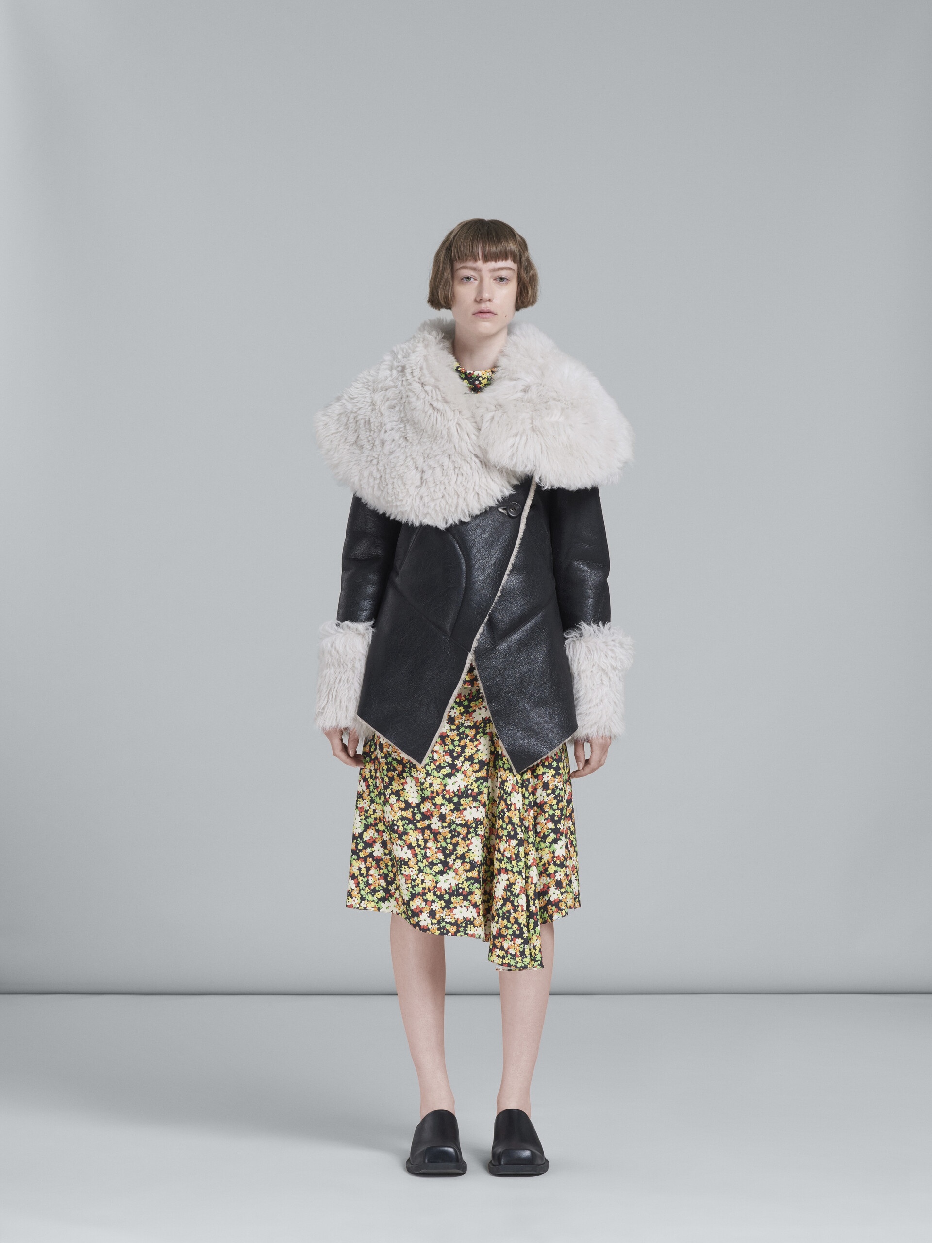 BLACK SHEARLING JACKET - 2