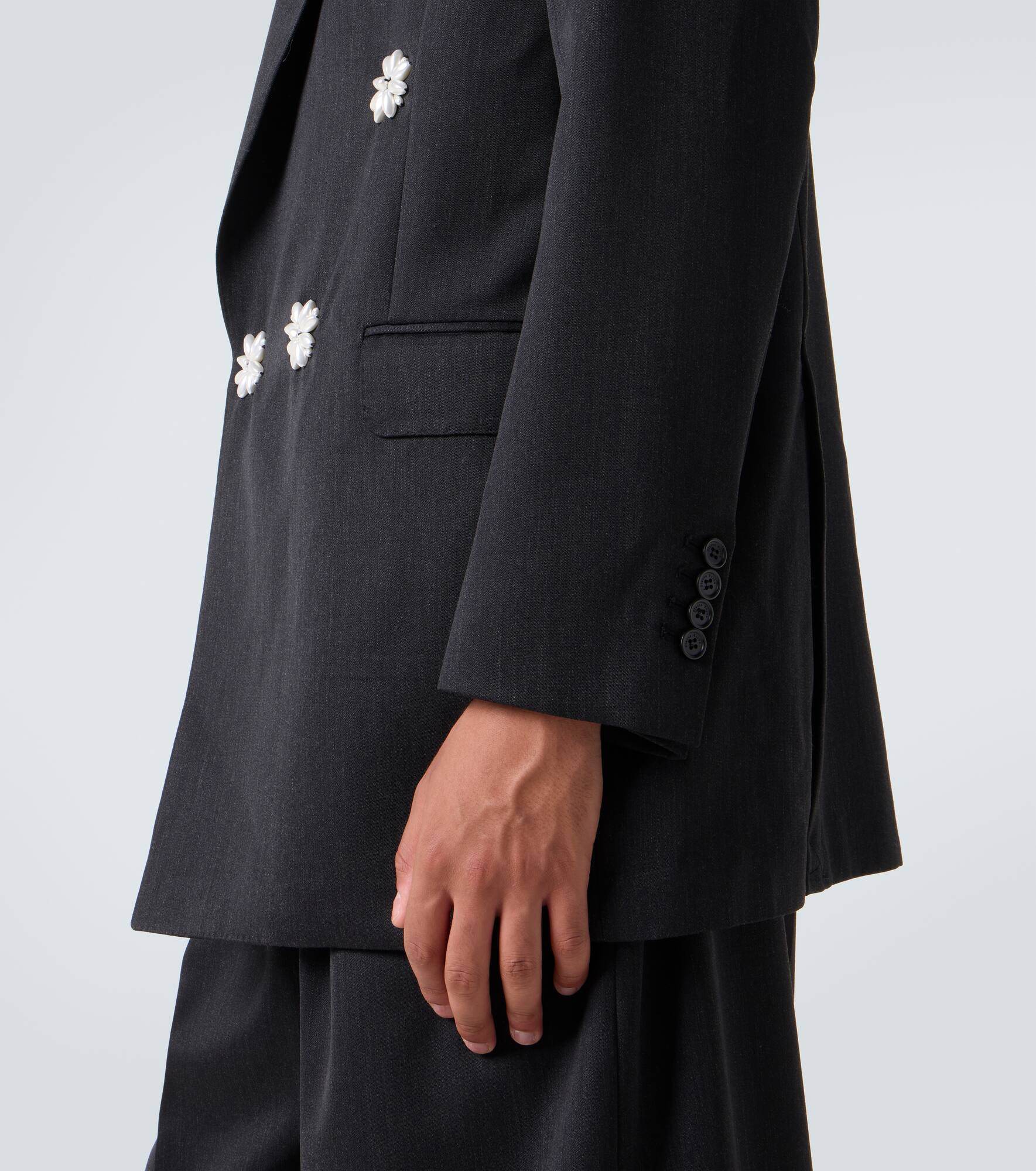 Embellished double-breasted blazer - 8