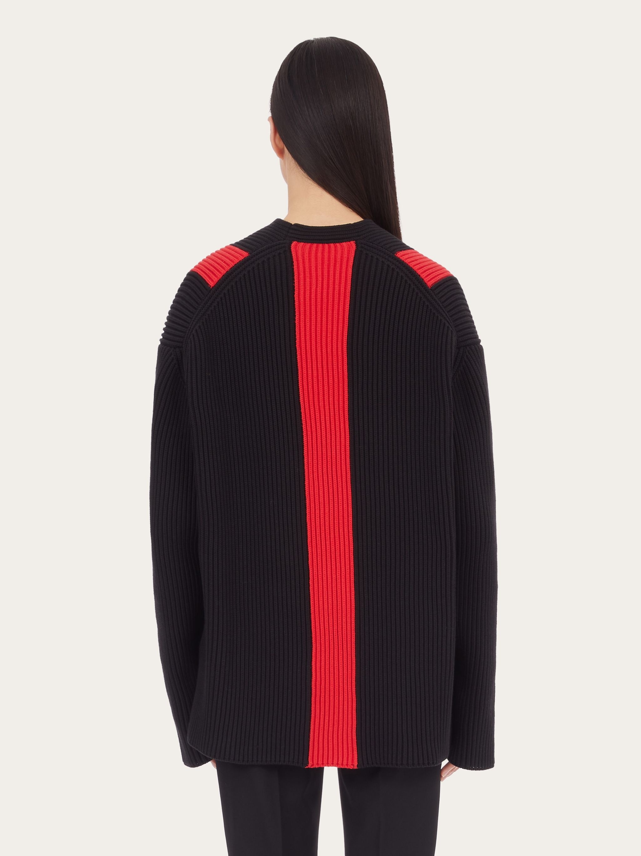 Color block V neck sweater - 3