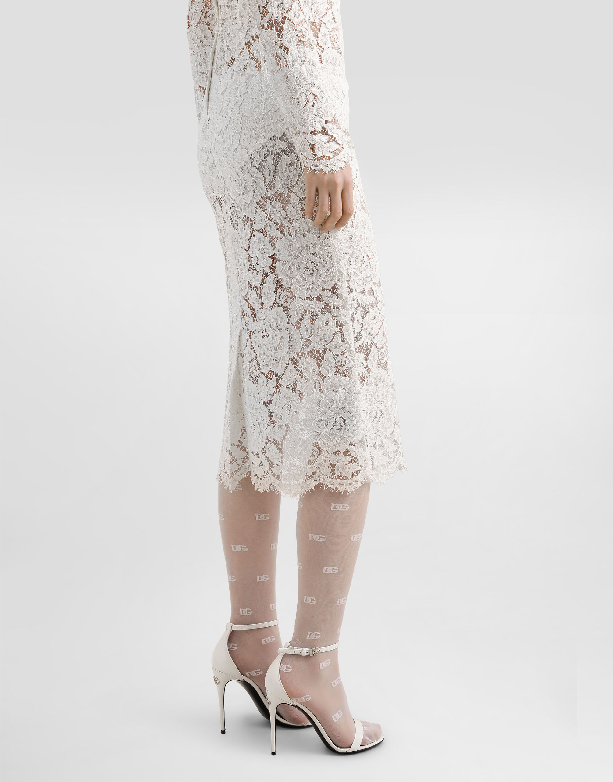 Long-sleeved branded stretch lace dress - 5