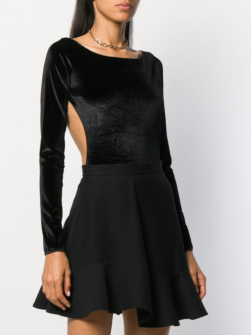 slim-fit backless bodysuit 3