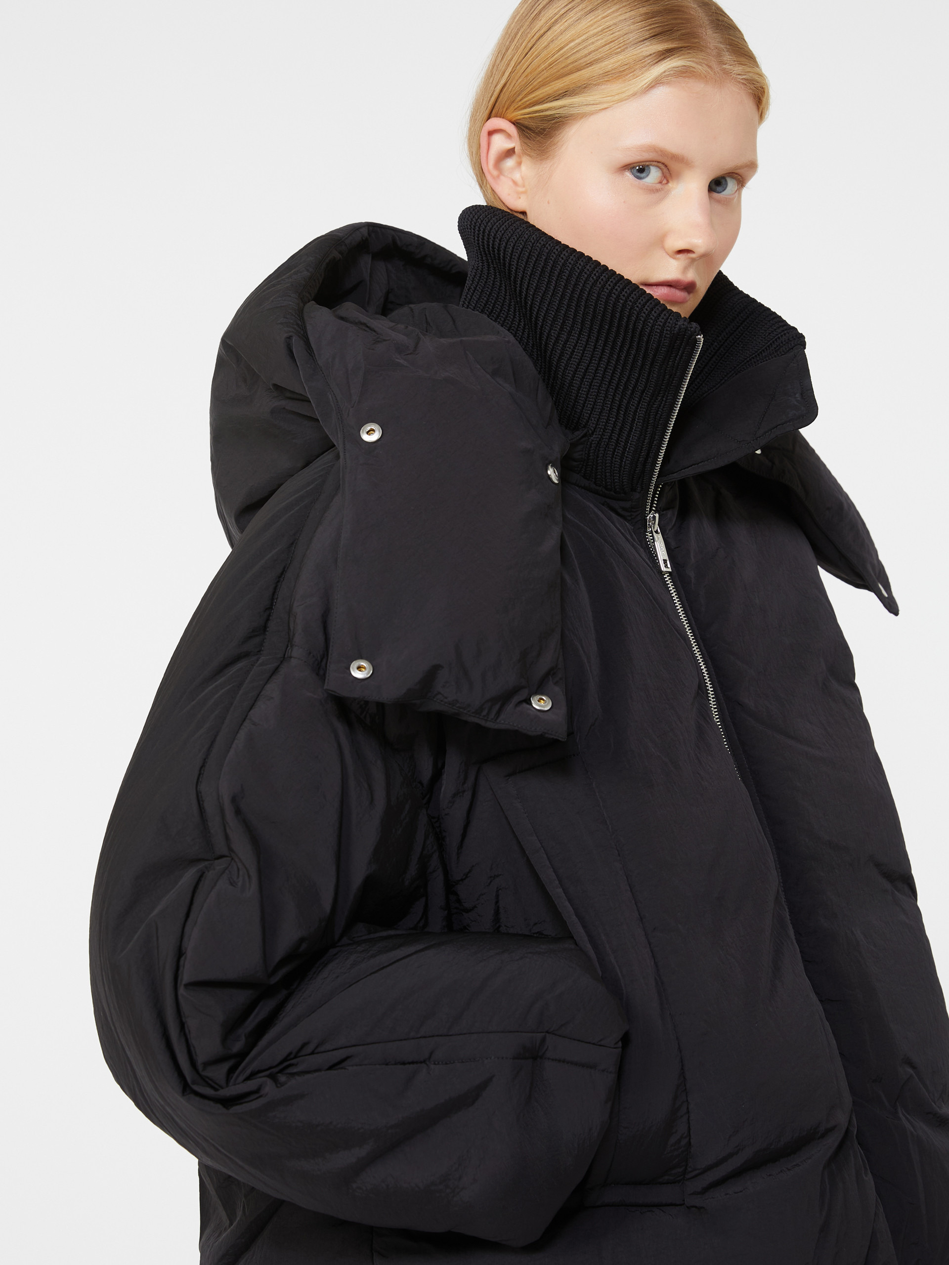 GLIZIA Water-repellent short down jacket - 5
