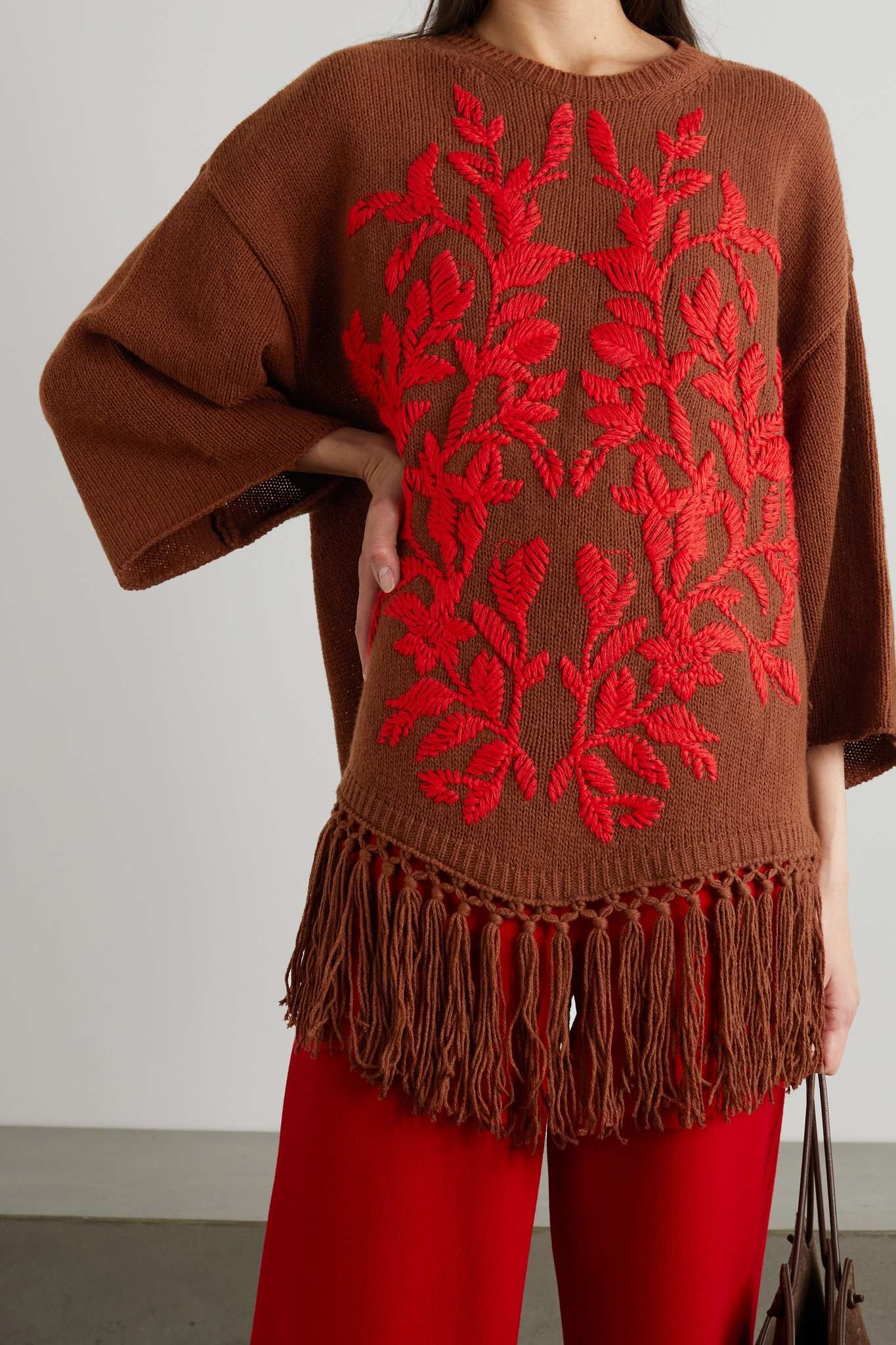 Fringed embroidered wool poncho - 3