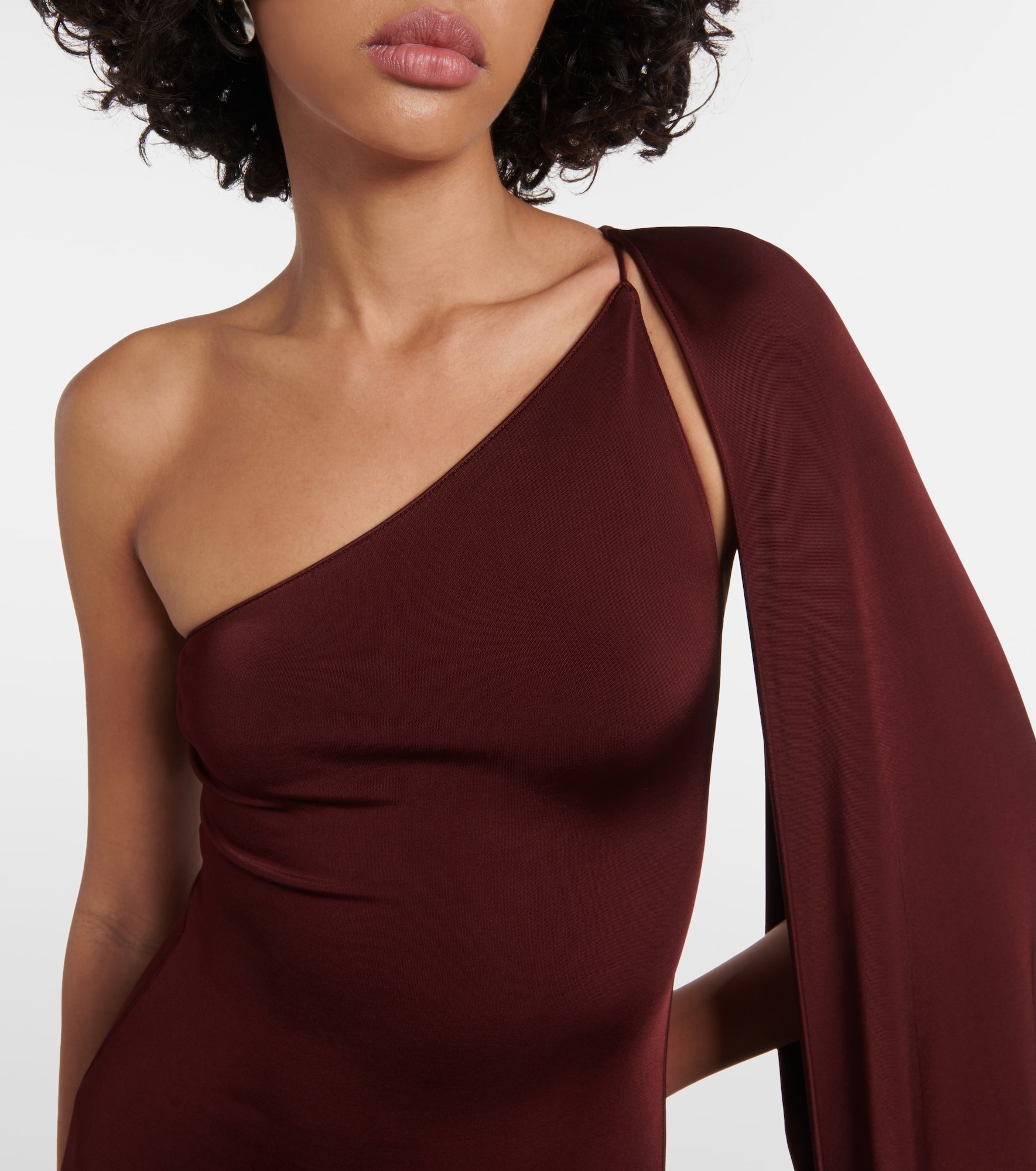 Caped one-shoulder satin gown - 4