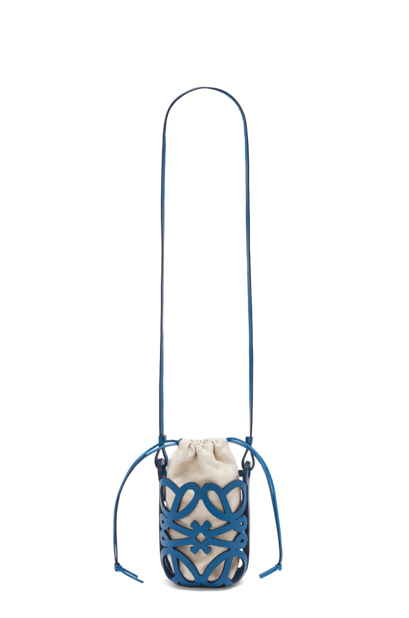 Anagram cut-out pocket in classic calfskin and canvas 3