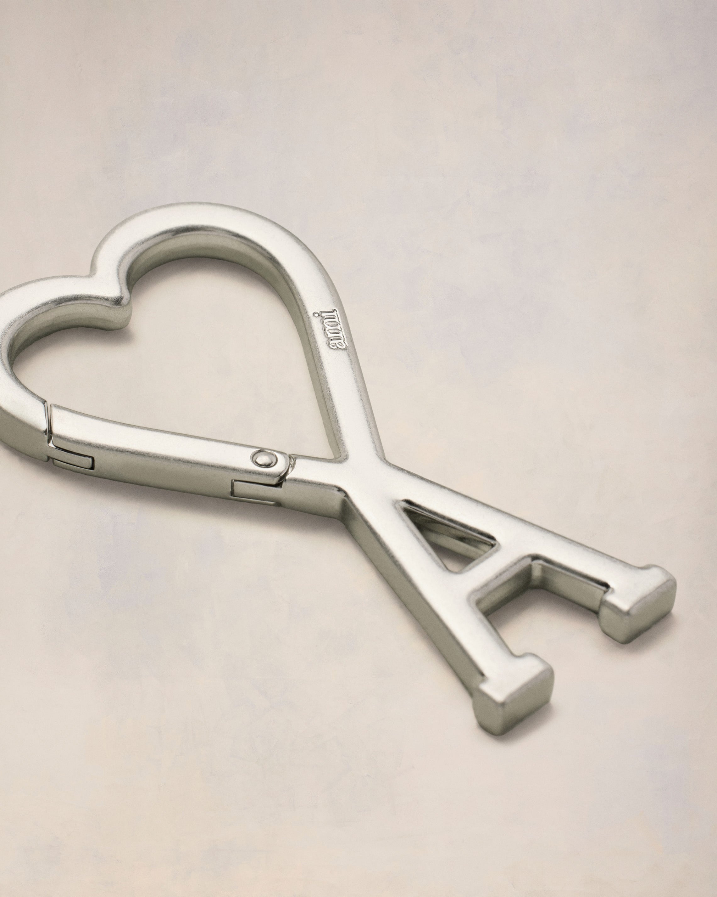 AMI DE COEUR HOOK KEYRING - 2