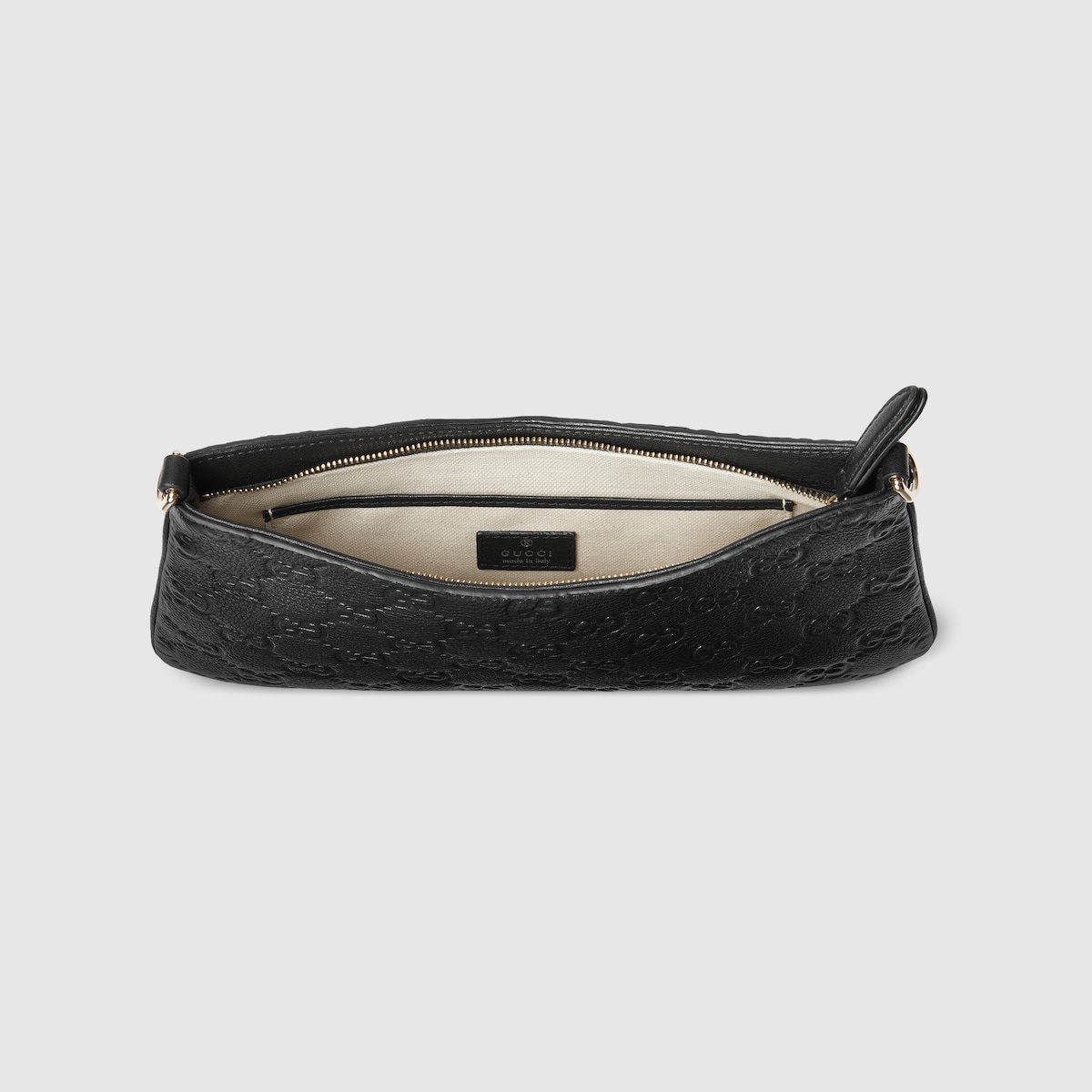 GG Emblem medium shoulder bag - 9