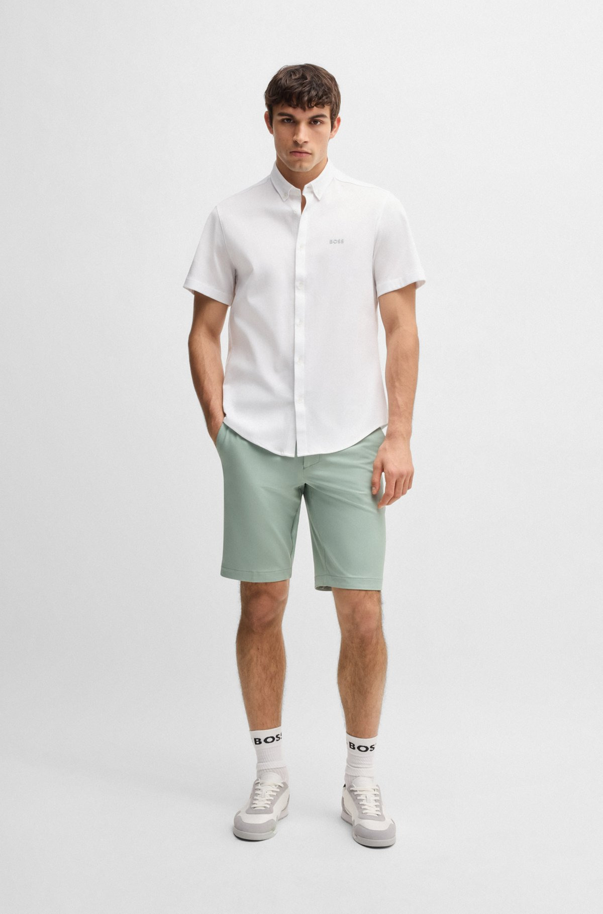 SLIM-FIT SHORTS IN WATER-REPELLENT STRETCH FABRIC - 3