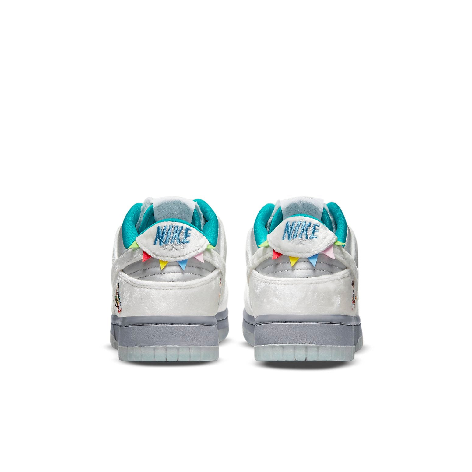 (WMNS) Nike Dunk Low 'Ice' DO2326-001 - 5