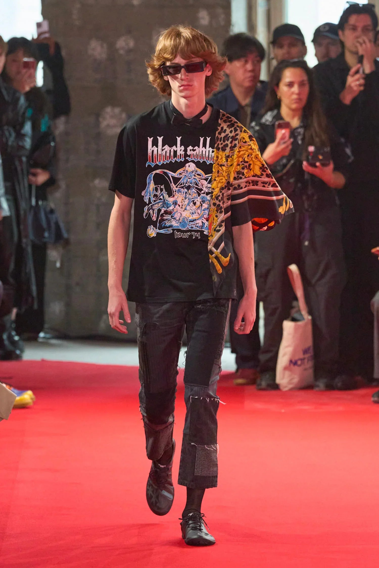 Black-Sabbath-T-Shirt - 5