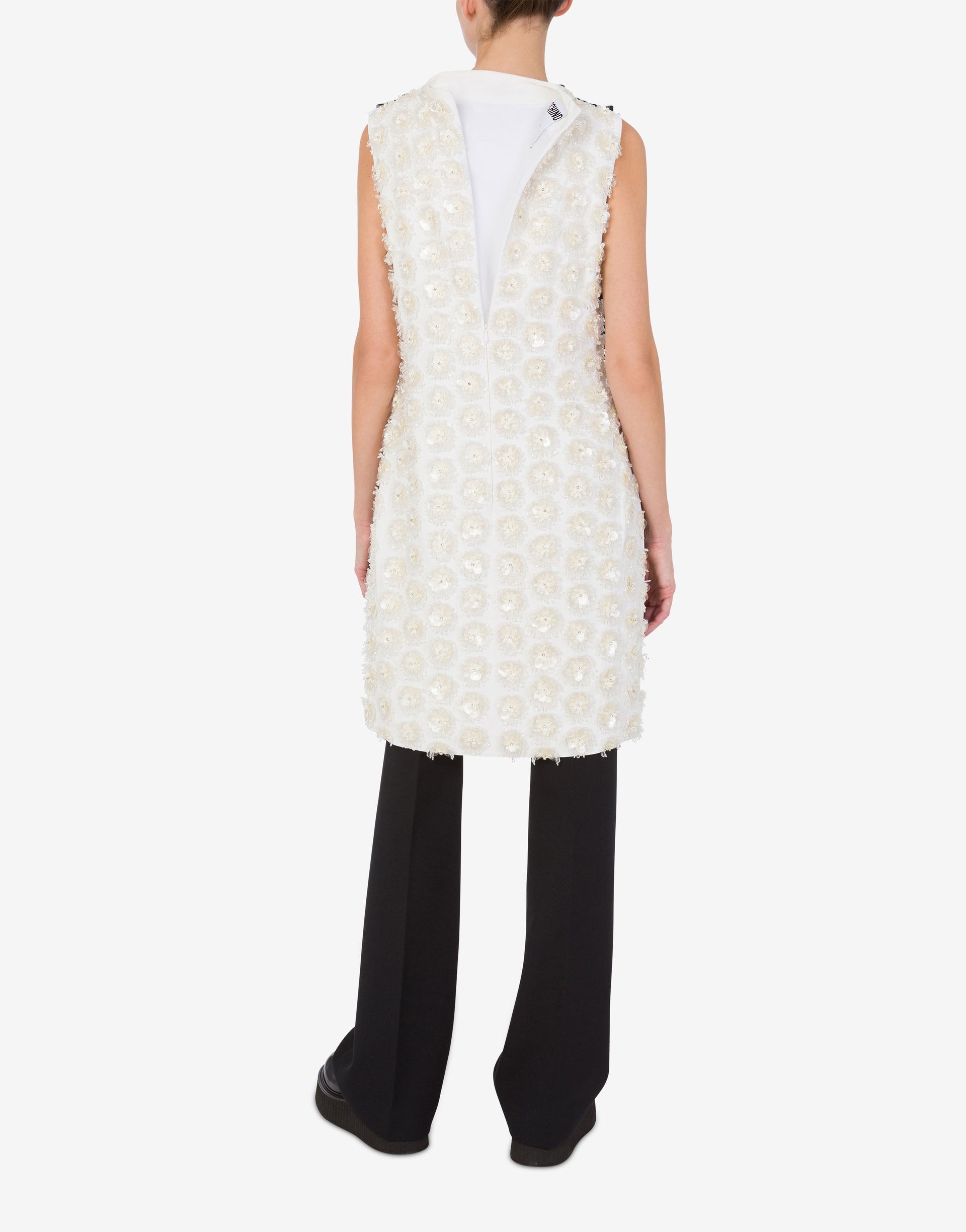 DRESS WITH FLORAL EMBROIDERY - 3