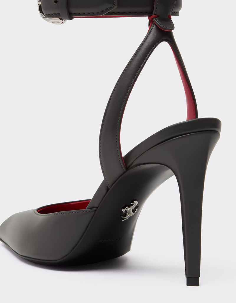 Leather Heeled Sandal 4