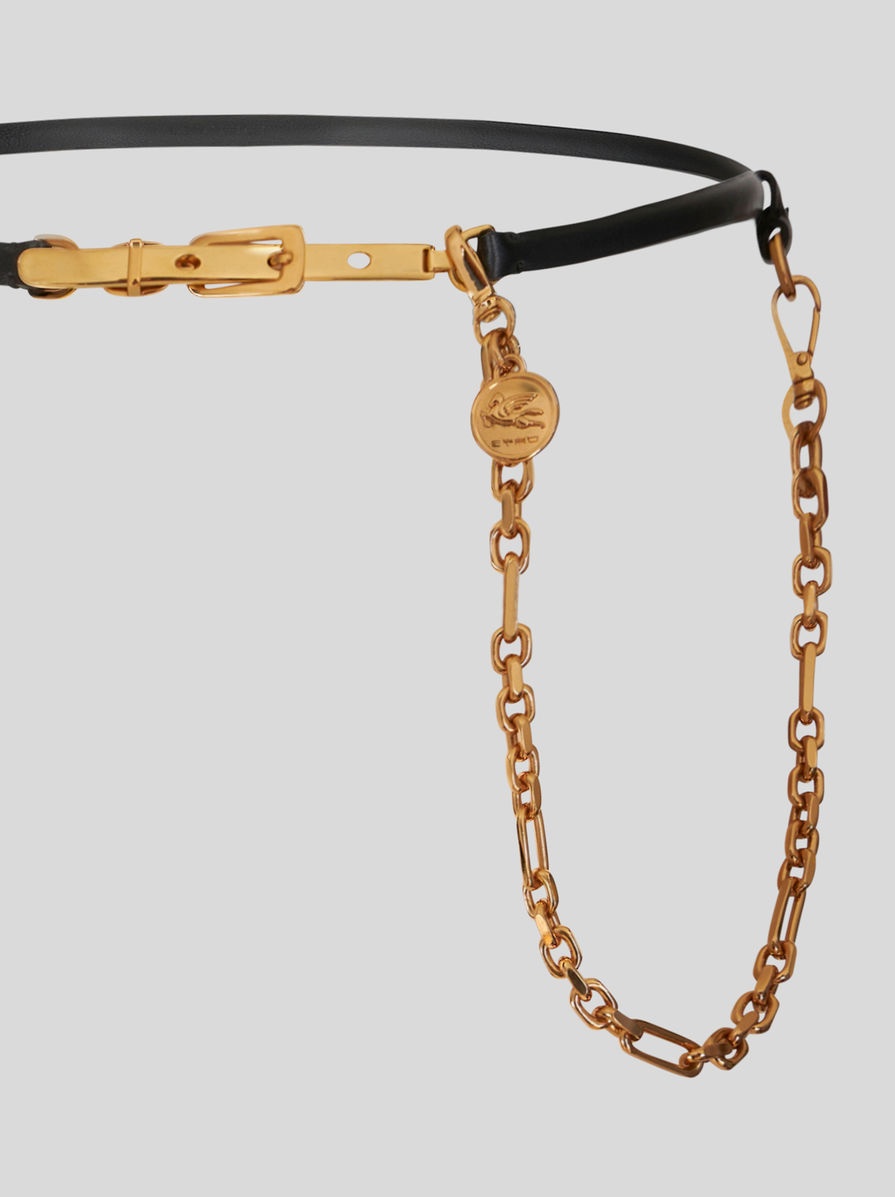 LEATHER BELT WITH CHAIN AND MEDALLION - 2