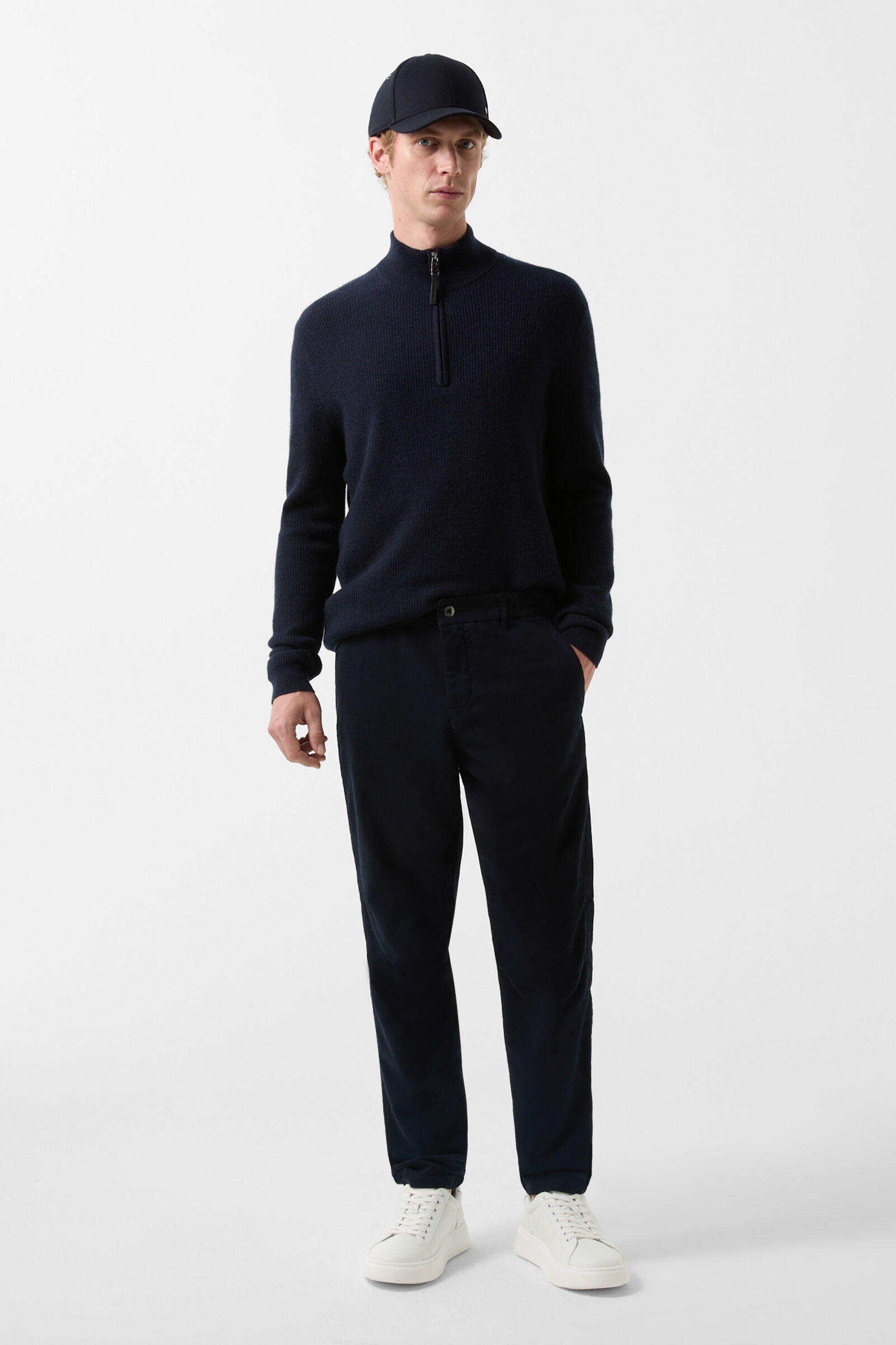 Carlo Velvet chinos in Navy blue - 4