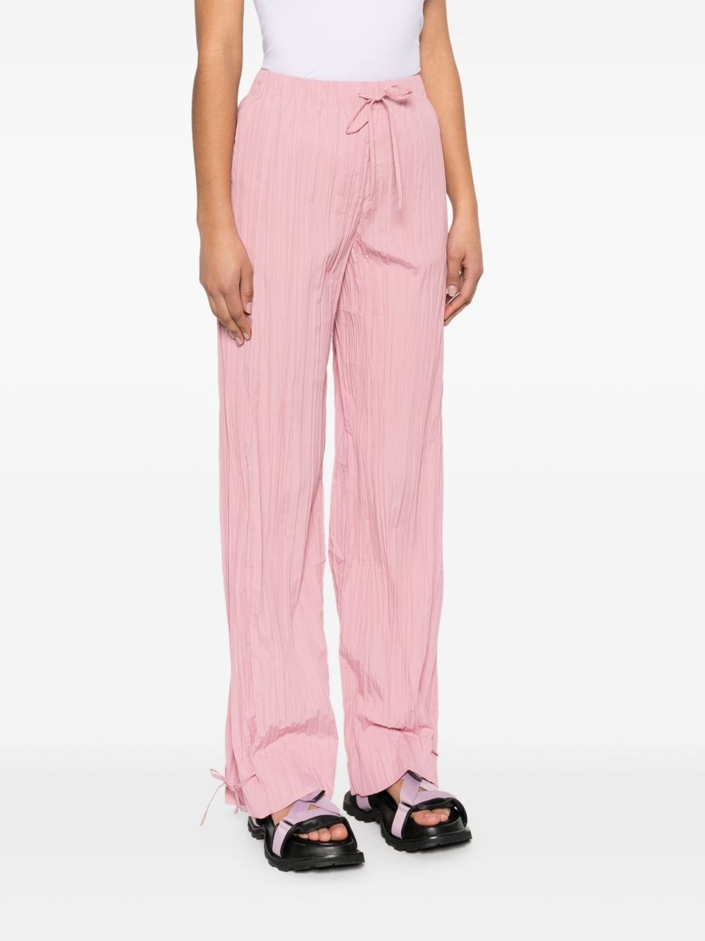 tie-fastening loose trousers - 3