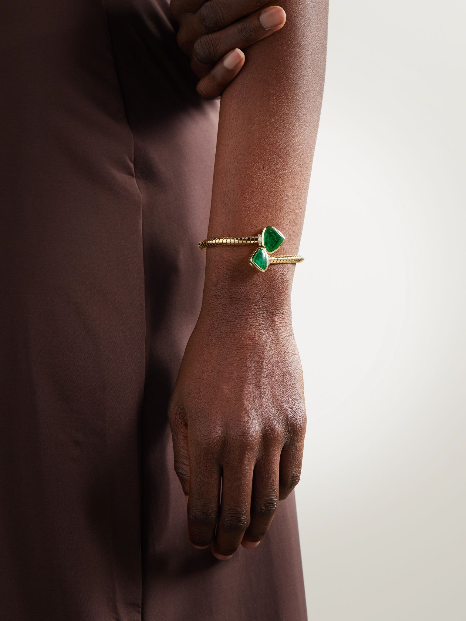 Trisolina Muzo 18-karat gold, emerald and diamond bangle Green - 2