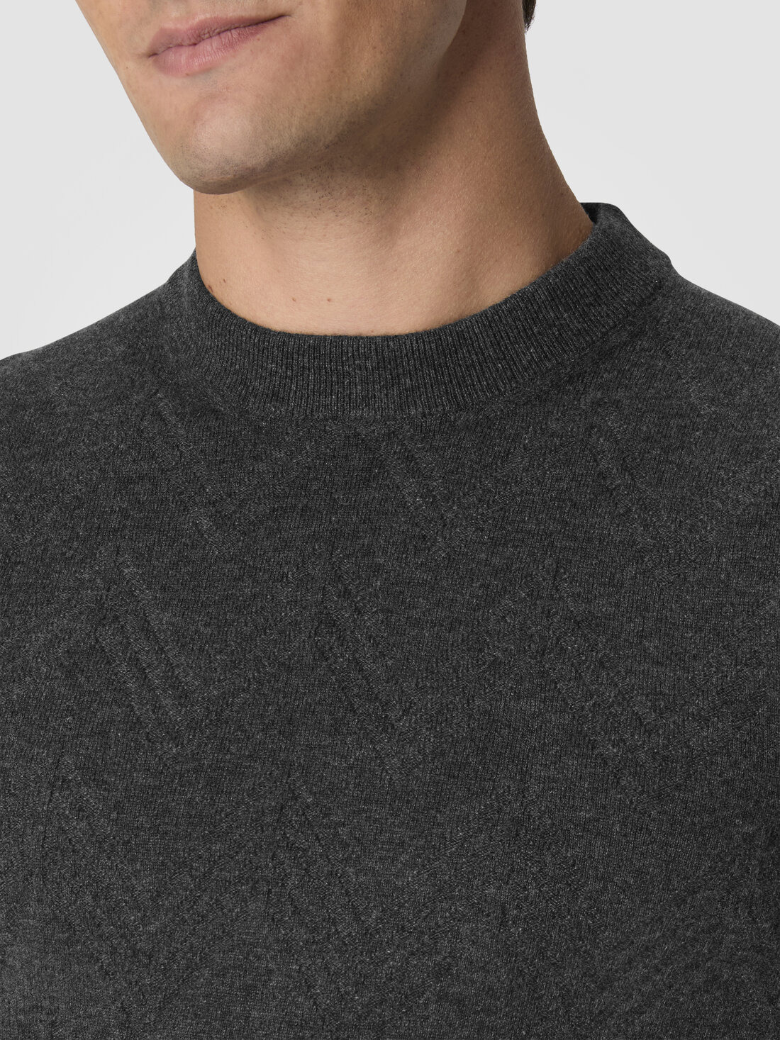 Crew neck sweater in pure cashmere with chevron pattern - 5