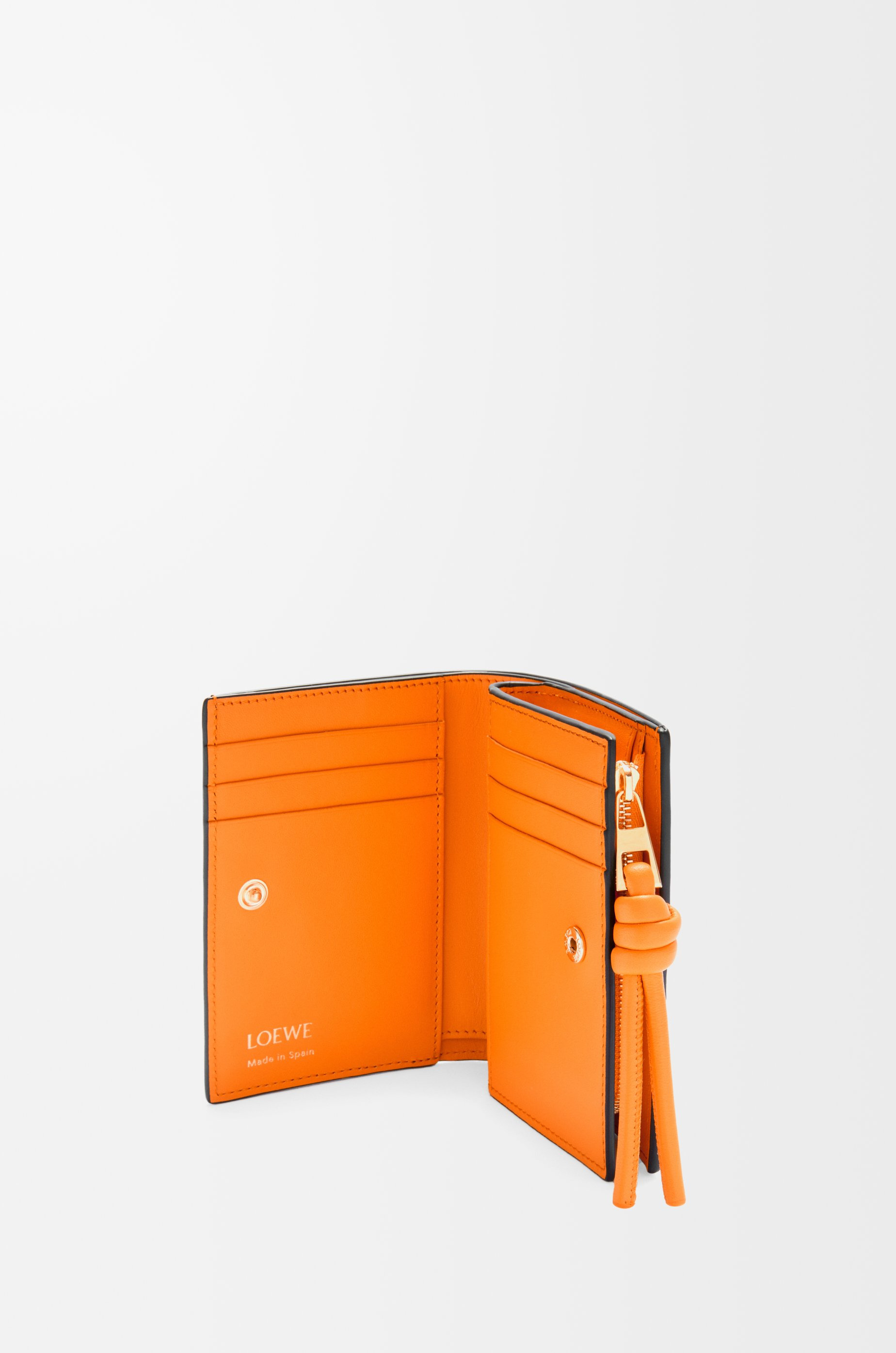 Knot compact wallet in shiny nappa calfskin - 3