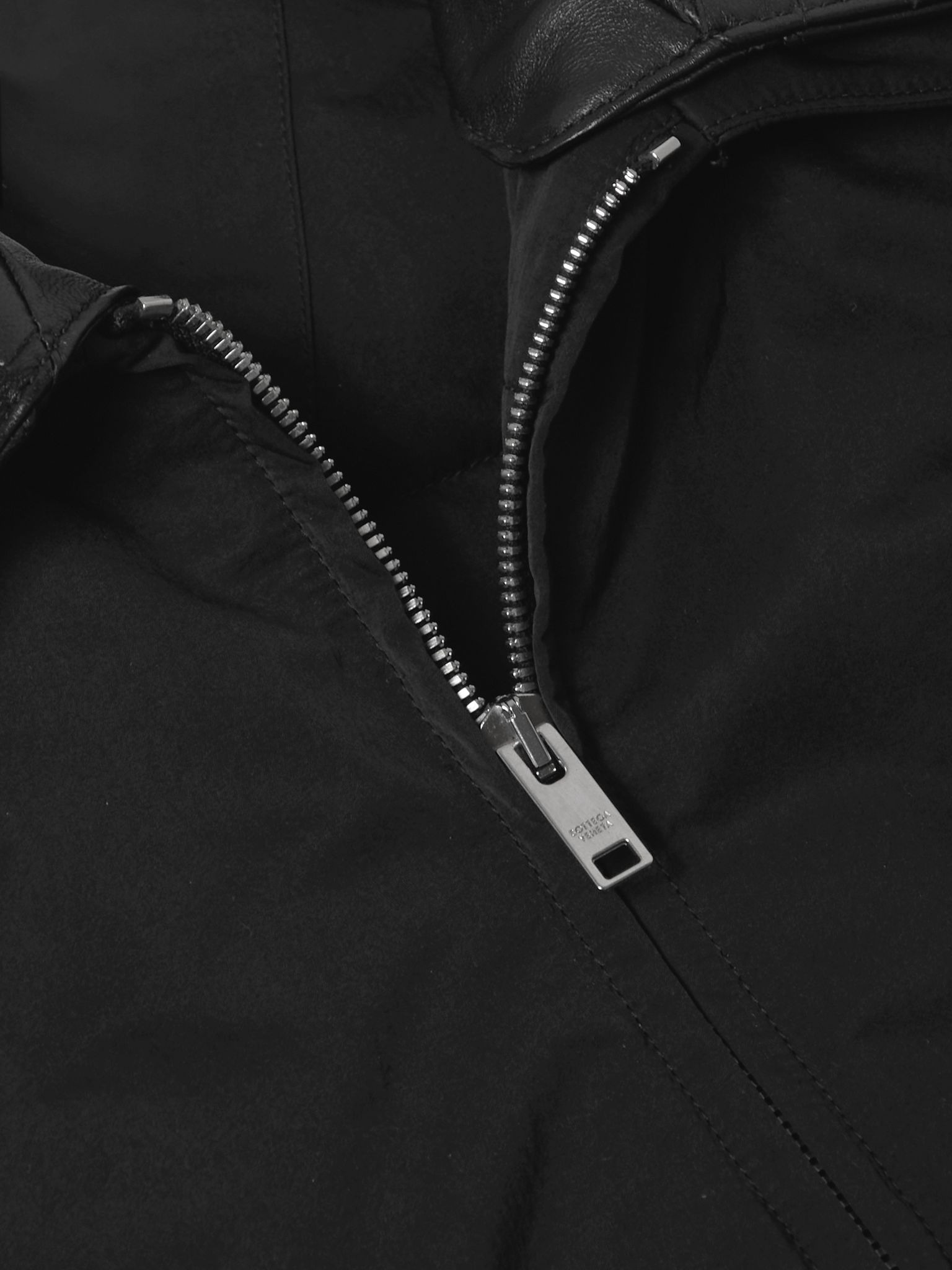 Intrecciato Leather-Trimmed Matte-Shell Down Jacket Black - 4
