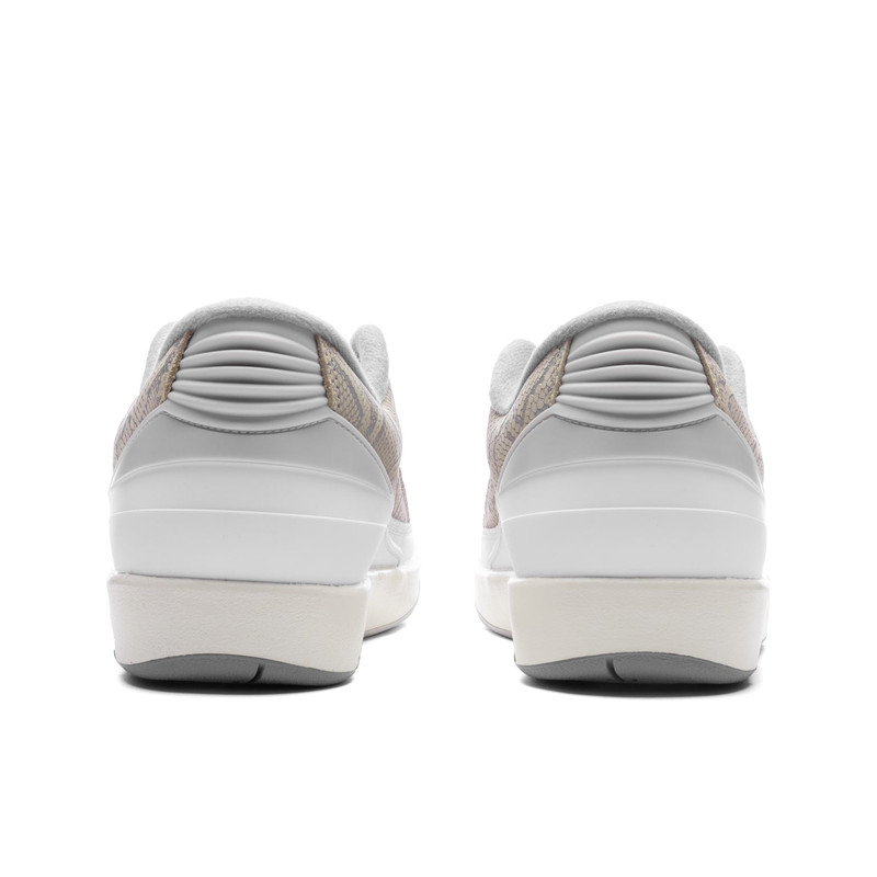 Jordan AIR JORDAN 2 RETRO LOW 'PYTHON' - WHITE/CEMENT GREY/SANDDRIFT outlook