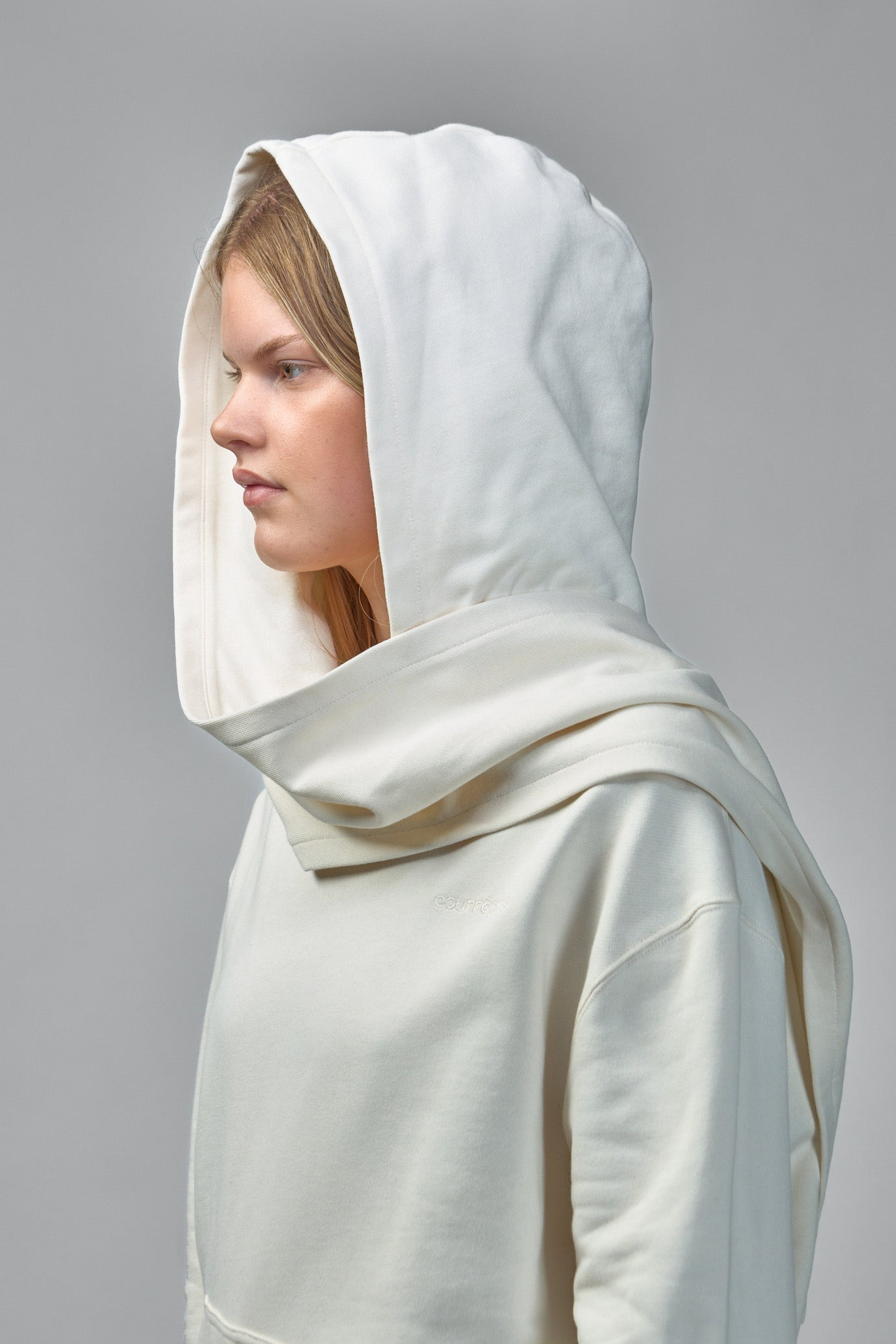 Hoodie and Scarf Embroidered - 6