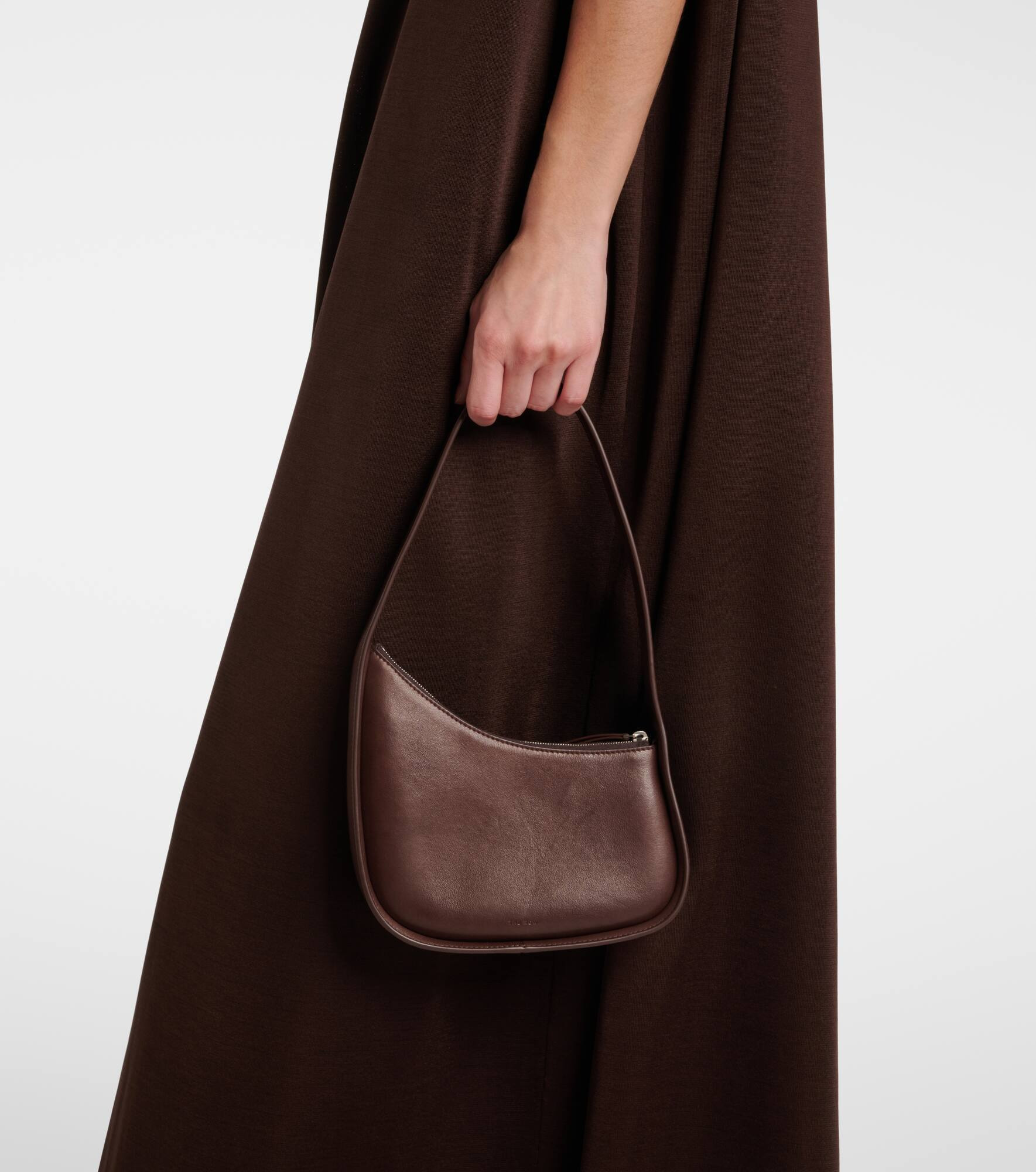 Half Moon leather shoulder bag - 7