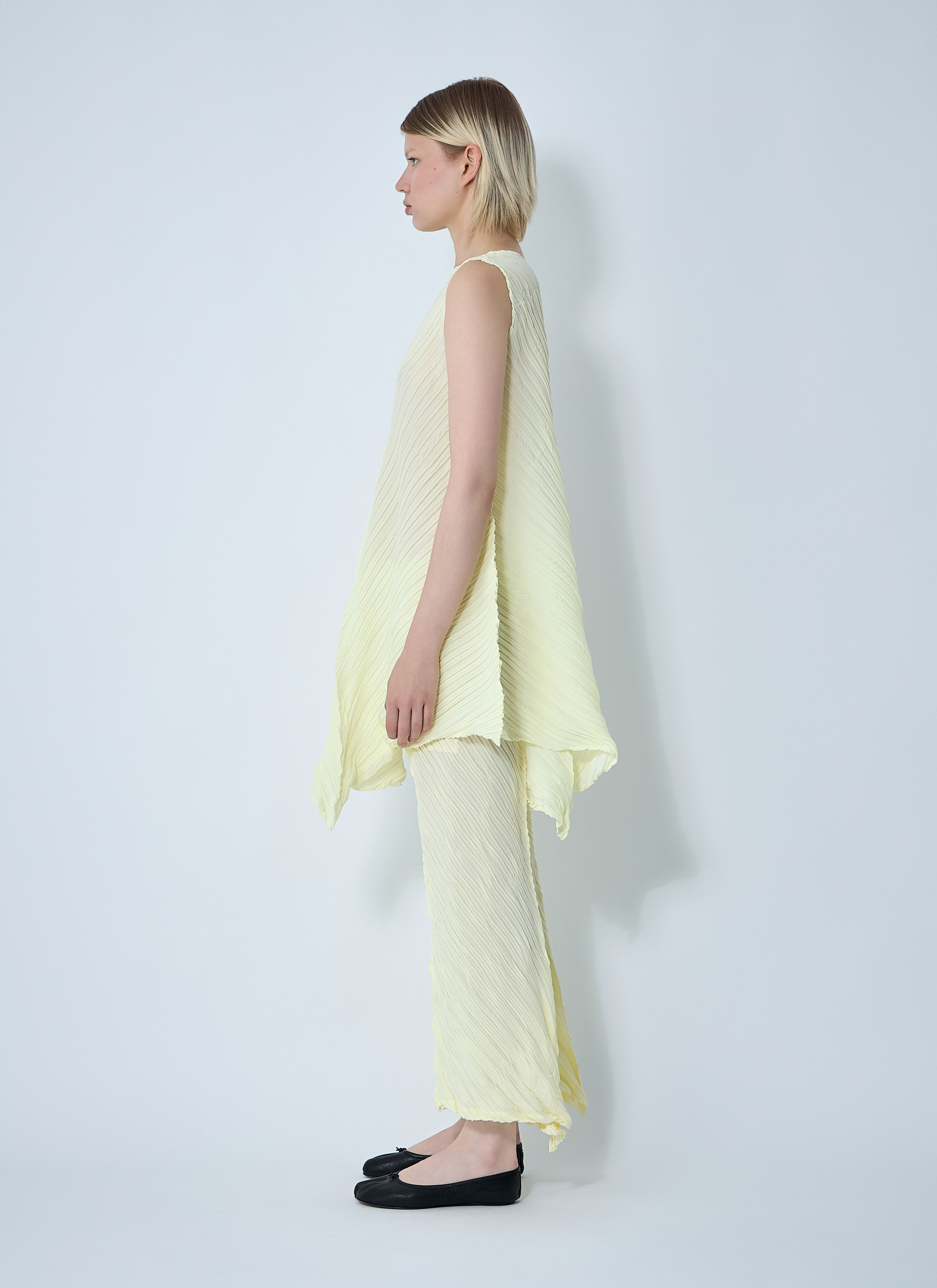 Wrinkled And Twisted Dress - 3