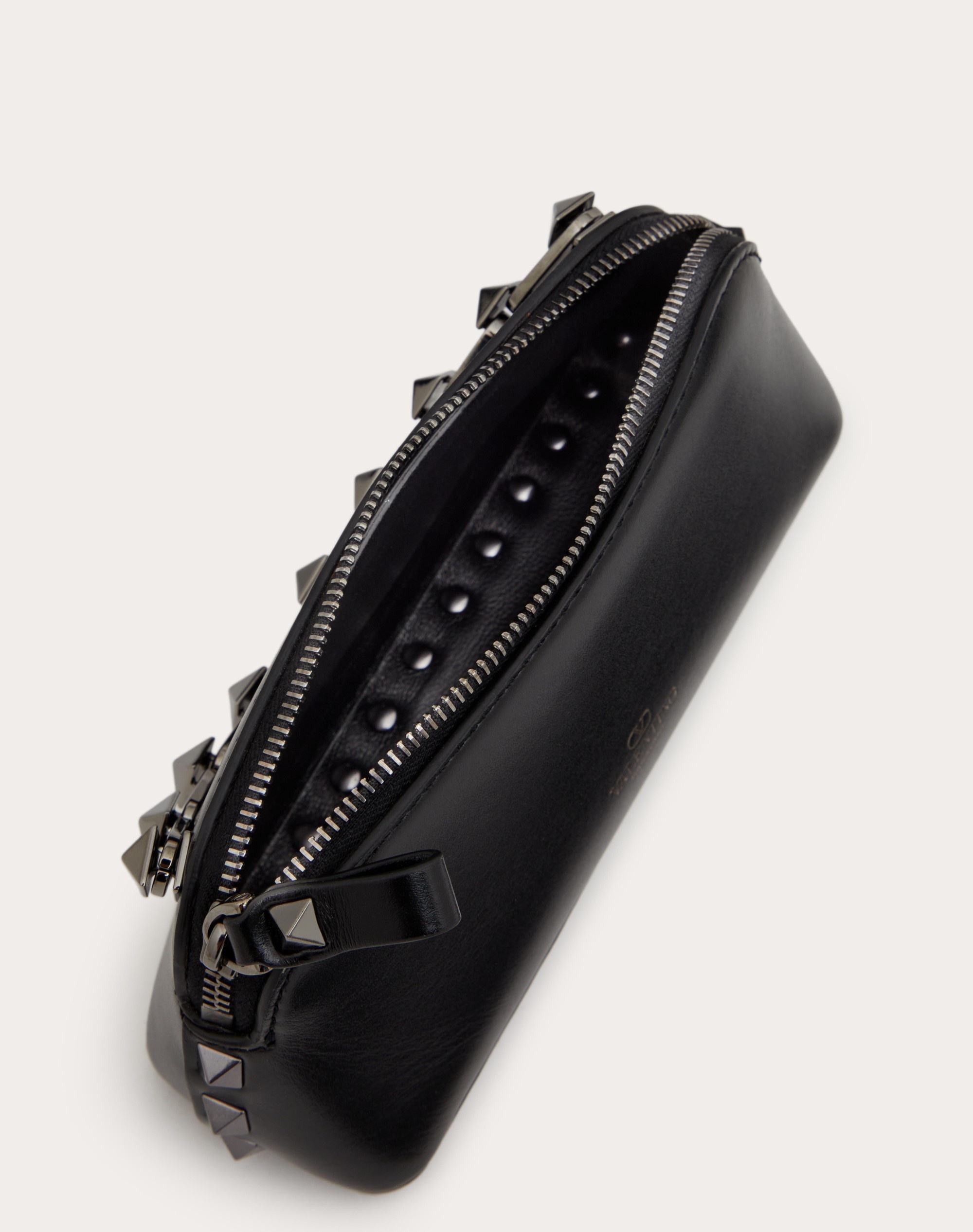 MINI ROCKSTUD SHINY CALFSKIN CLUTCH - 7