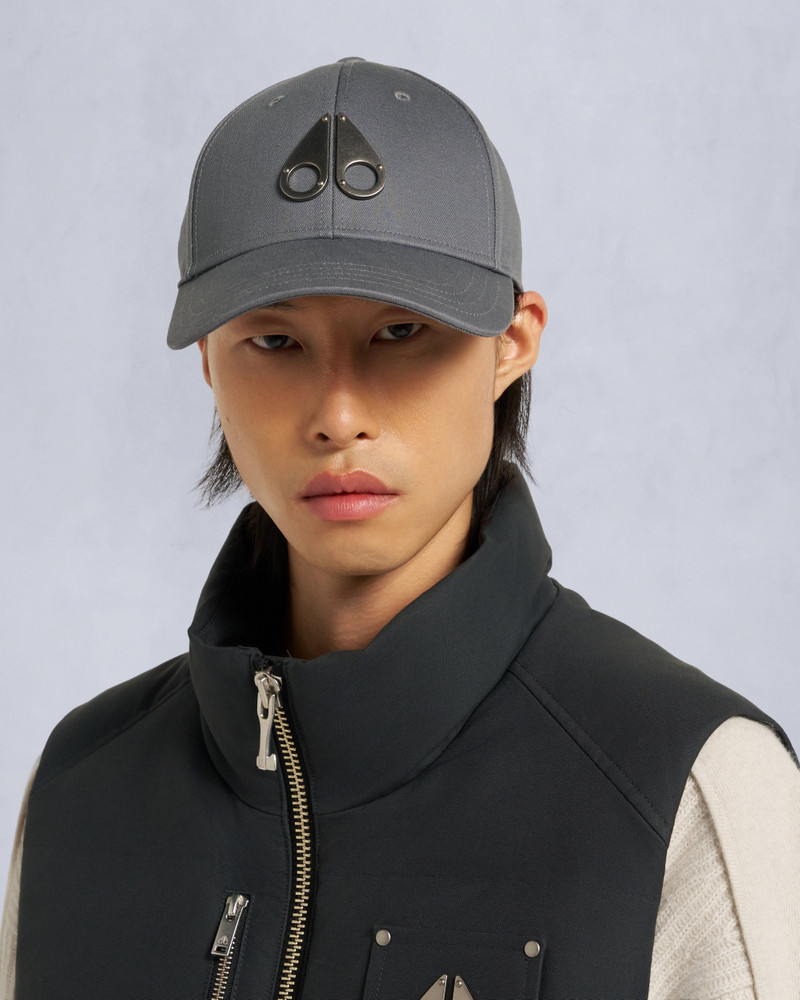 MOOSE KNUCKLES LOGO ICON CAP outlook