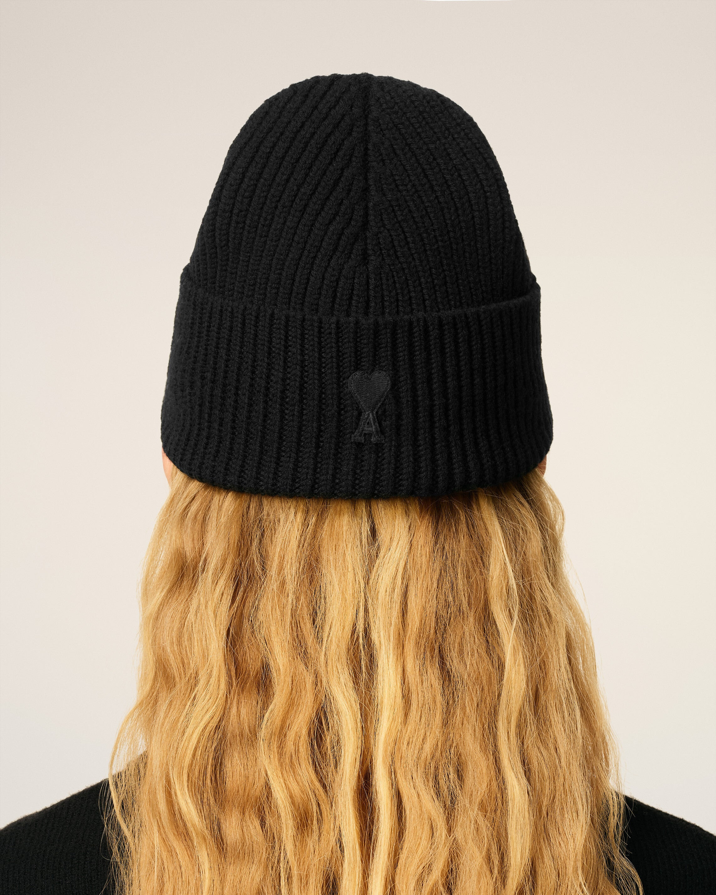 BLACK WOOL AMI DE COEUR BEANIE - 6