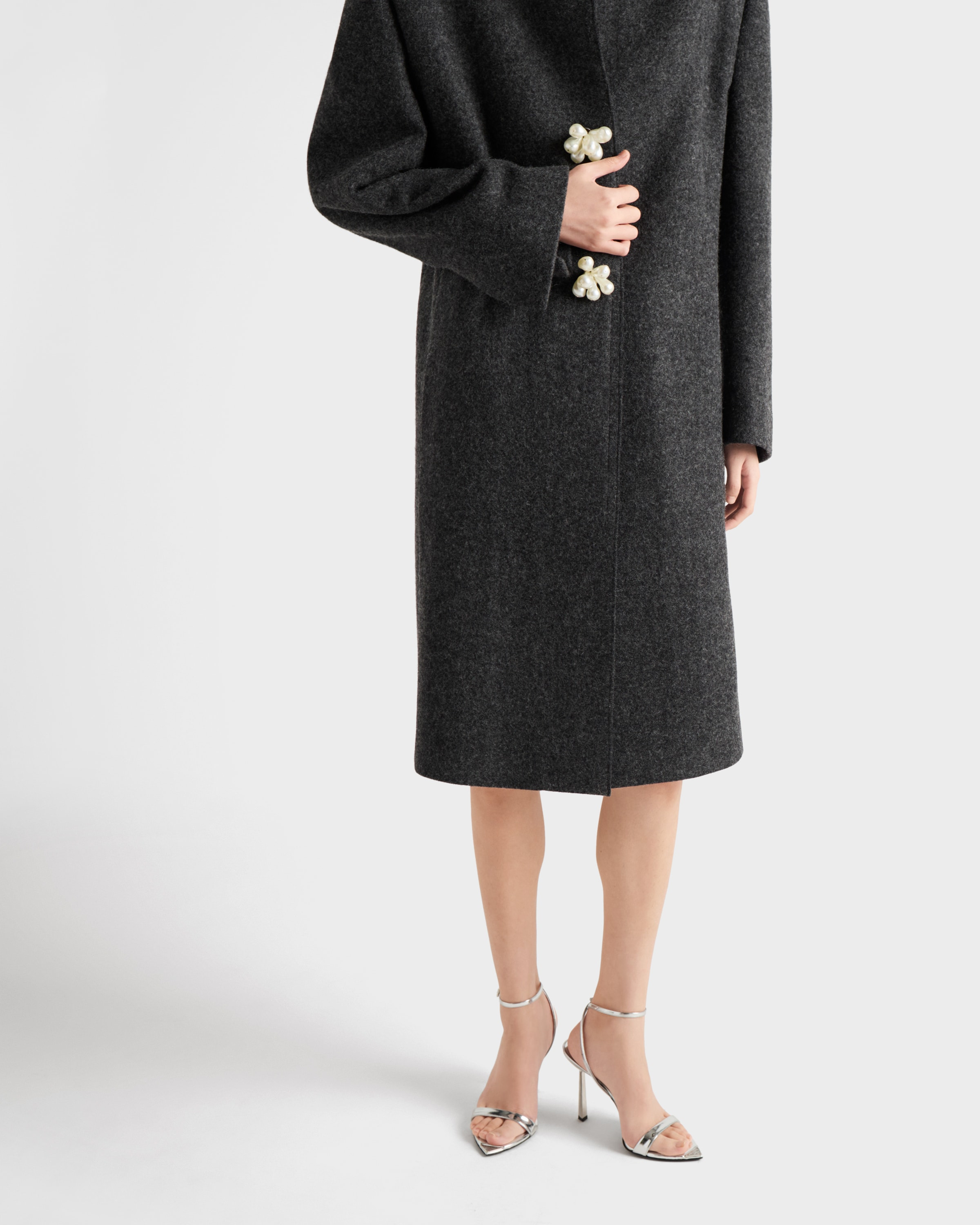 Shetland wool coat with jewel buttons - 6
