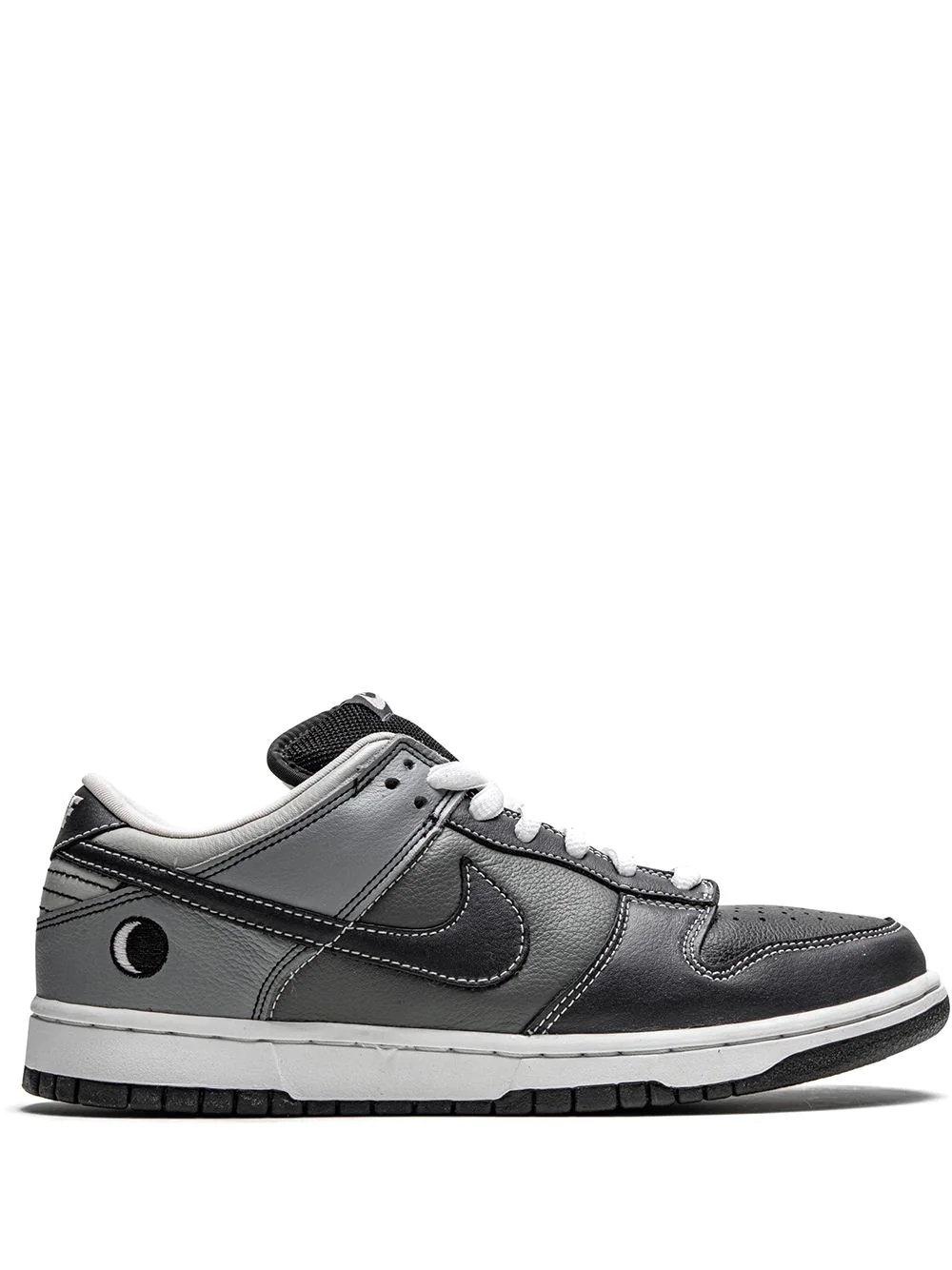 SB Dunk Low sneakers - 1