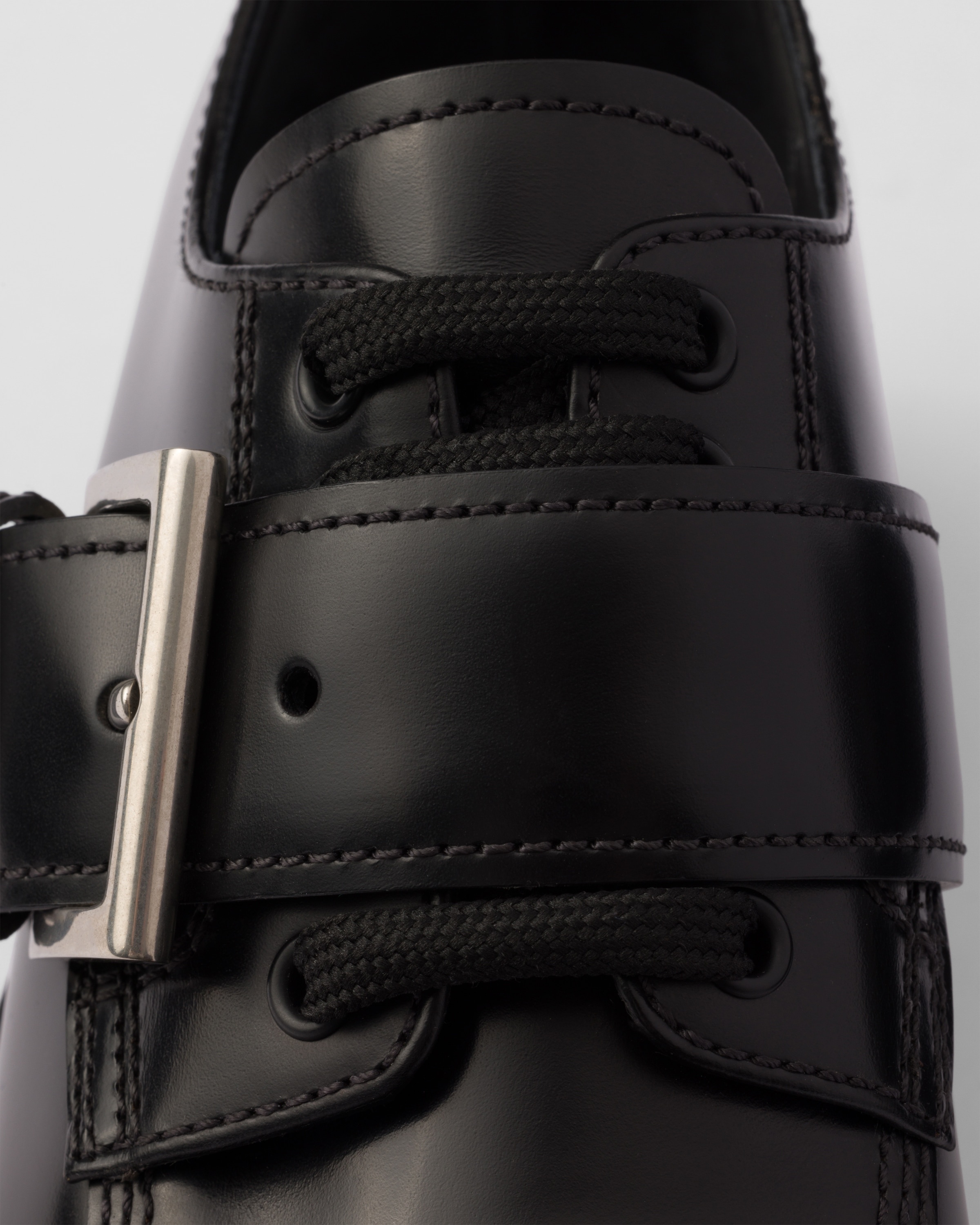 Brushed leather lace-up shoes - 6