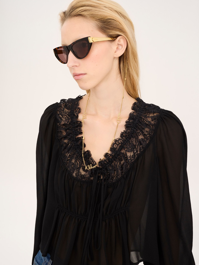 Chloé THE CHLOÉ ICONIC EYEWEAR CHAIN outlook