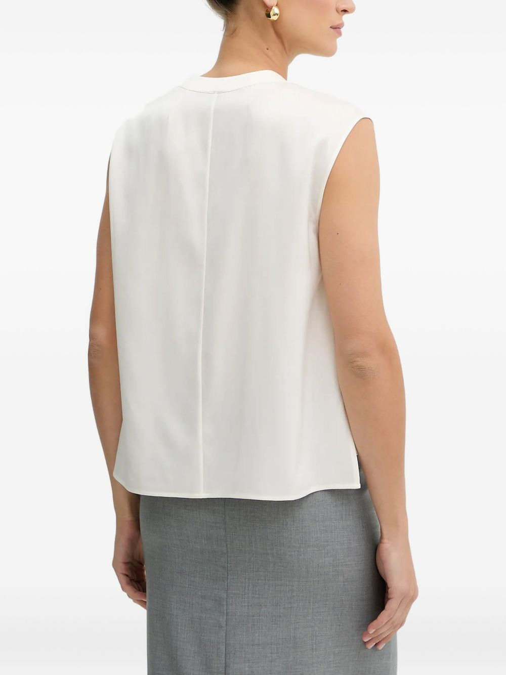 sleeveless v-neck blouse - 3