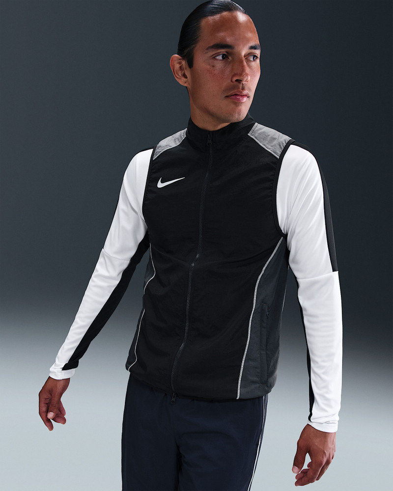 Nike Strike+ Men's Repel Soccer Vest 1