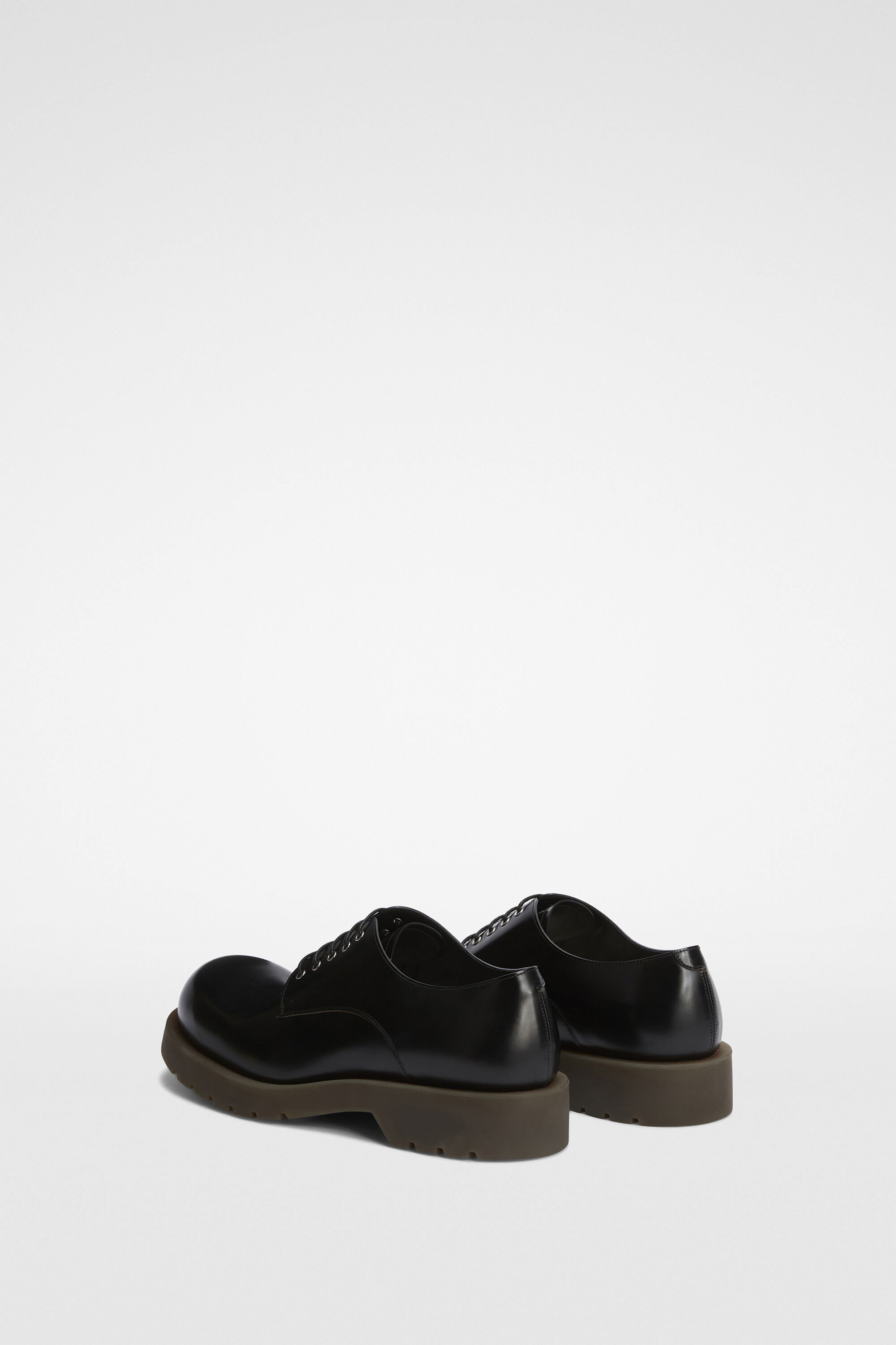 Lace-Up Shoe - 5