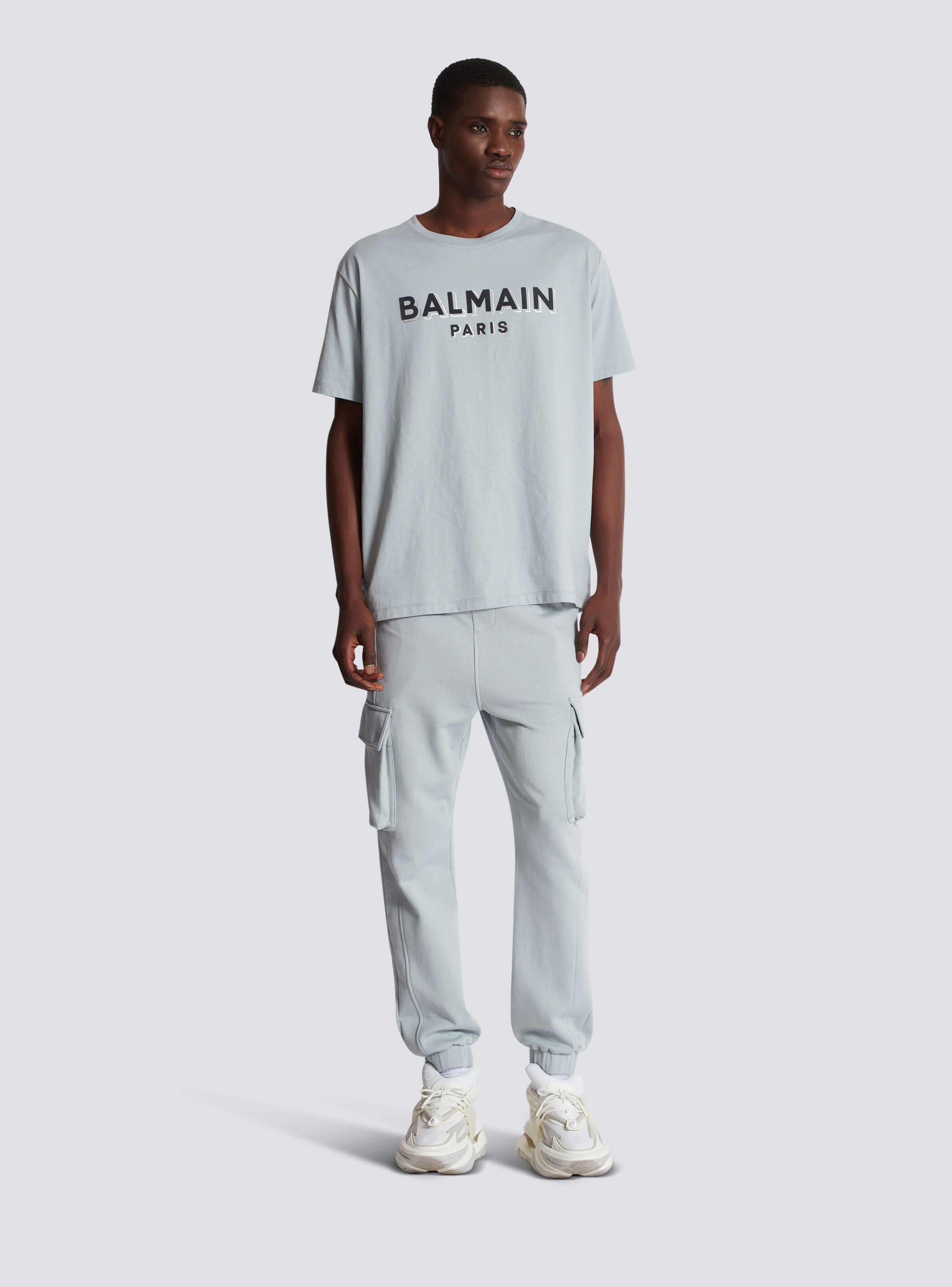 Cargo joggers with Balmain Paris print - 3