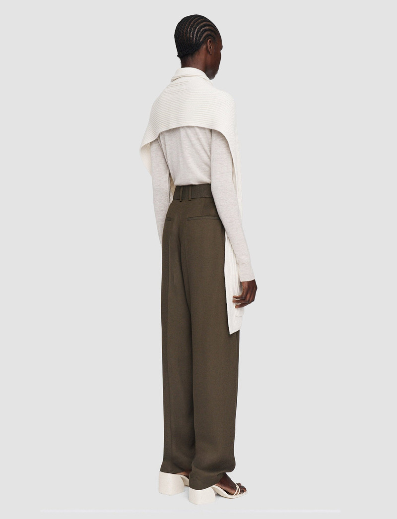 Light Cardigan Stitch Button Scarf 4