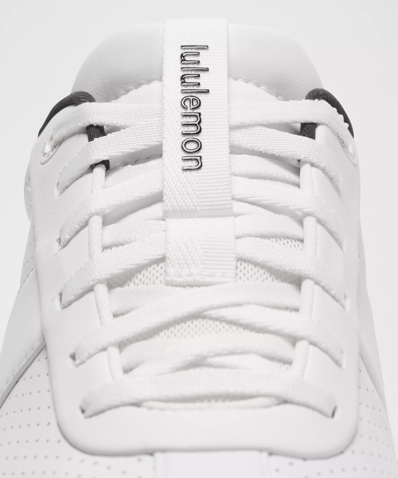 Men's Cityverse Perforated Sneaker 10