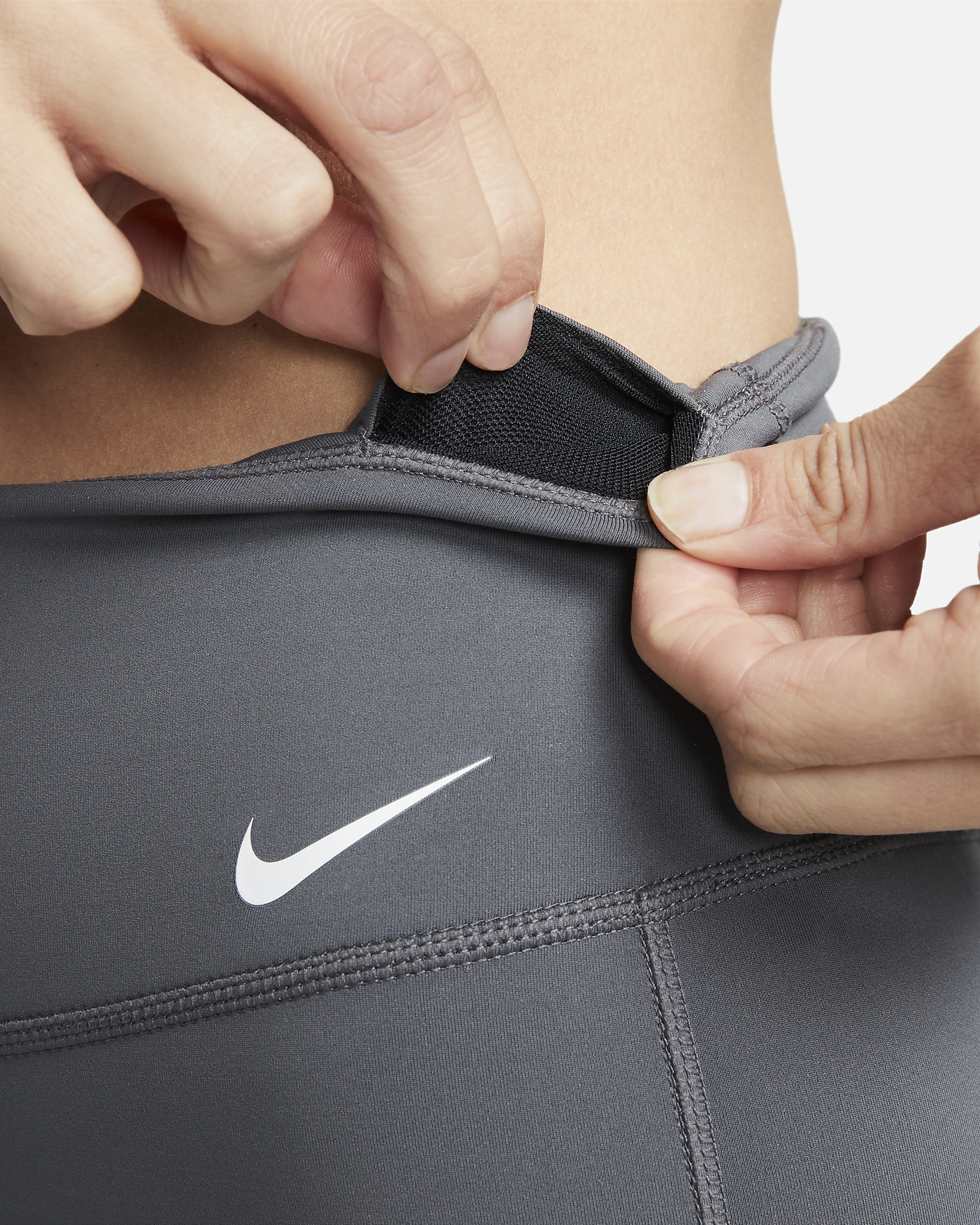 Nike One Leak Protection: Period Women's Mid-Rise 7" Biker Shorts - 6