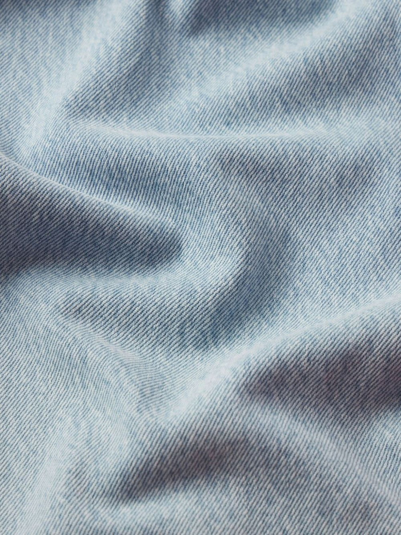light-wash jeans 3