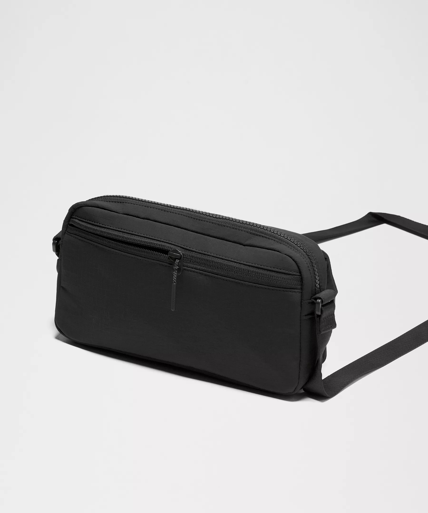 Multi-Pocket Crossbody Bag 2.5L - 5