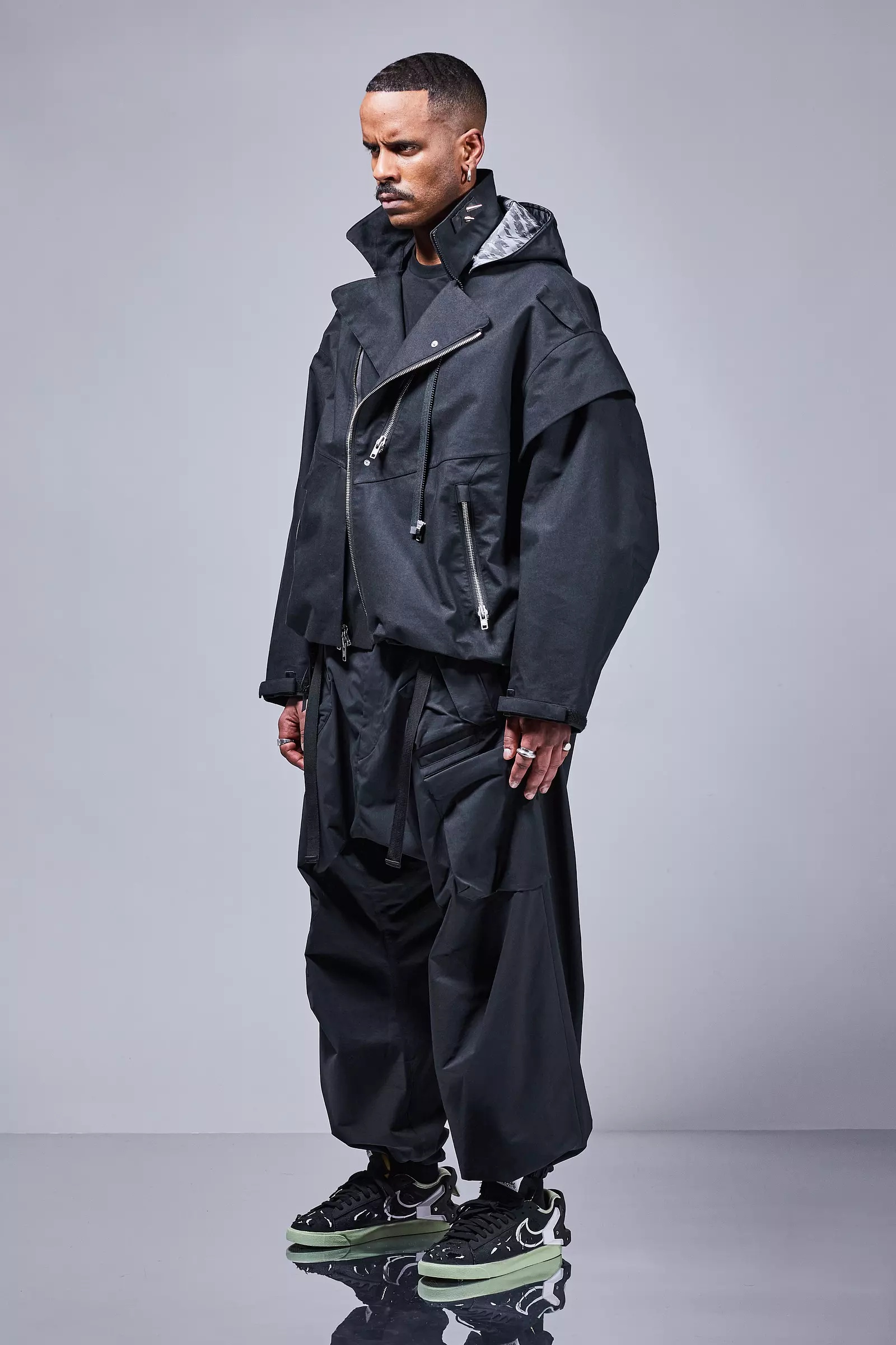P30AL-E Encapsulated Nylon Ultrawide Drawcord Cargo Trouser Black - 12