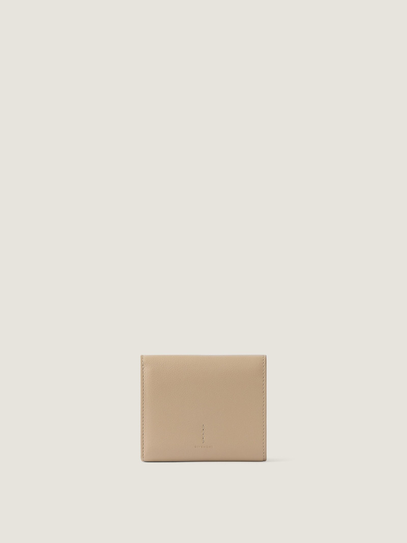 Givenchy DAY WALLET IN GRAINED LEATHER outlook